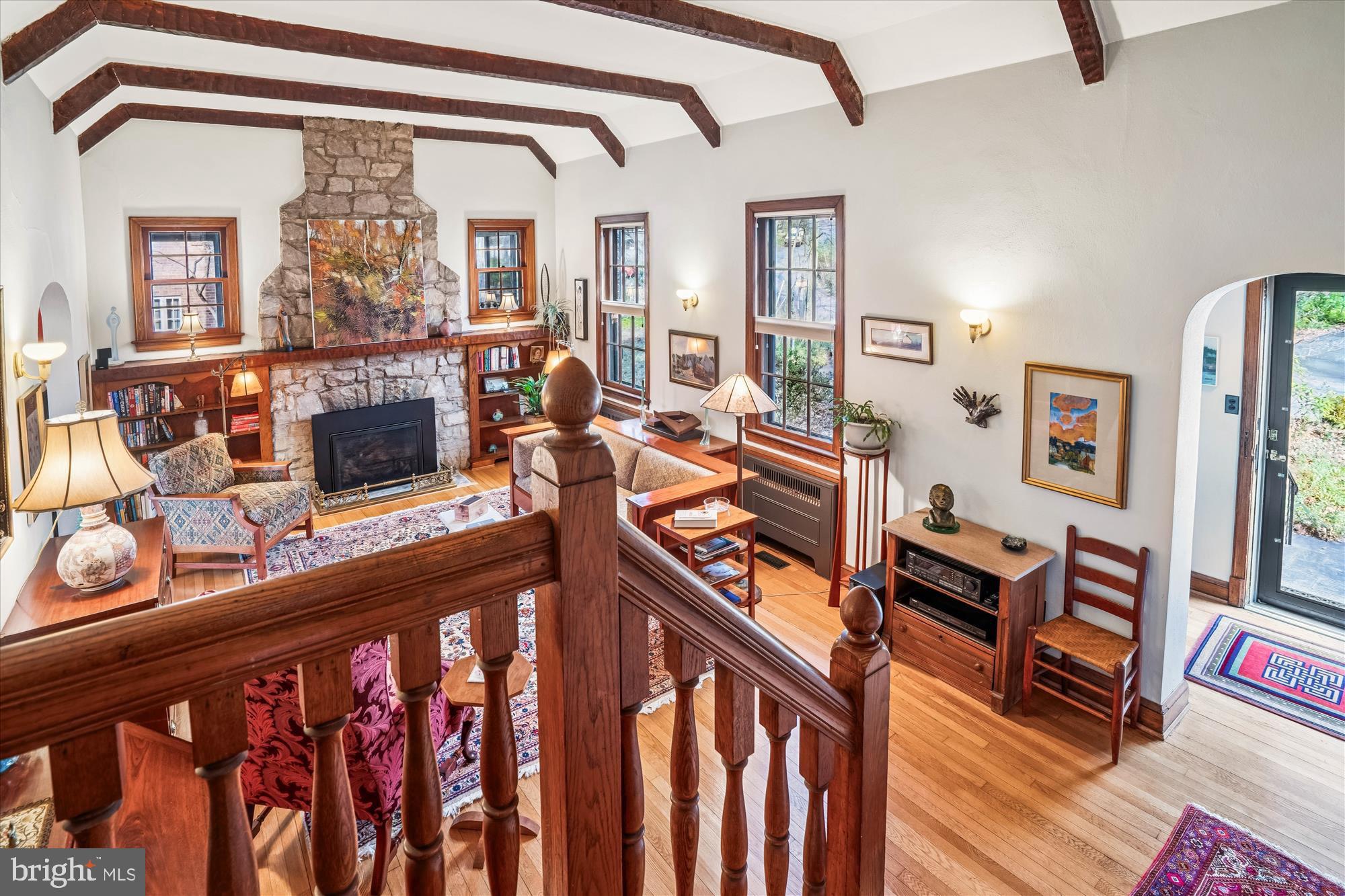 SEVEN OAKS - Residential