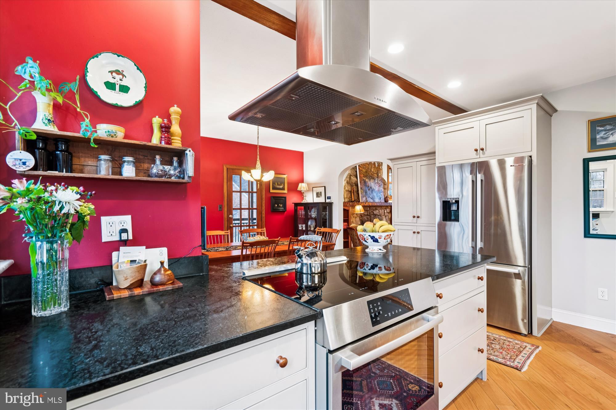 SEVEN OAKS - Residential