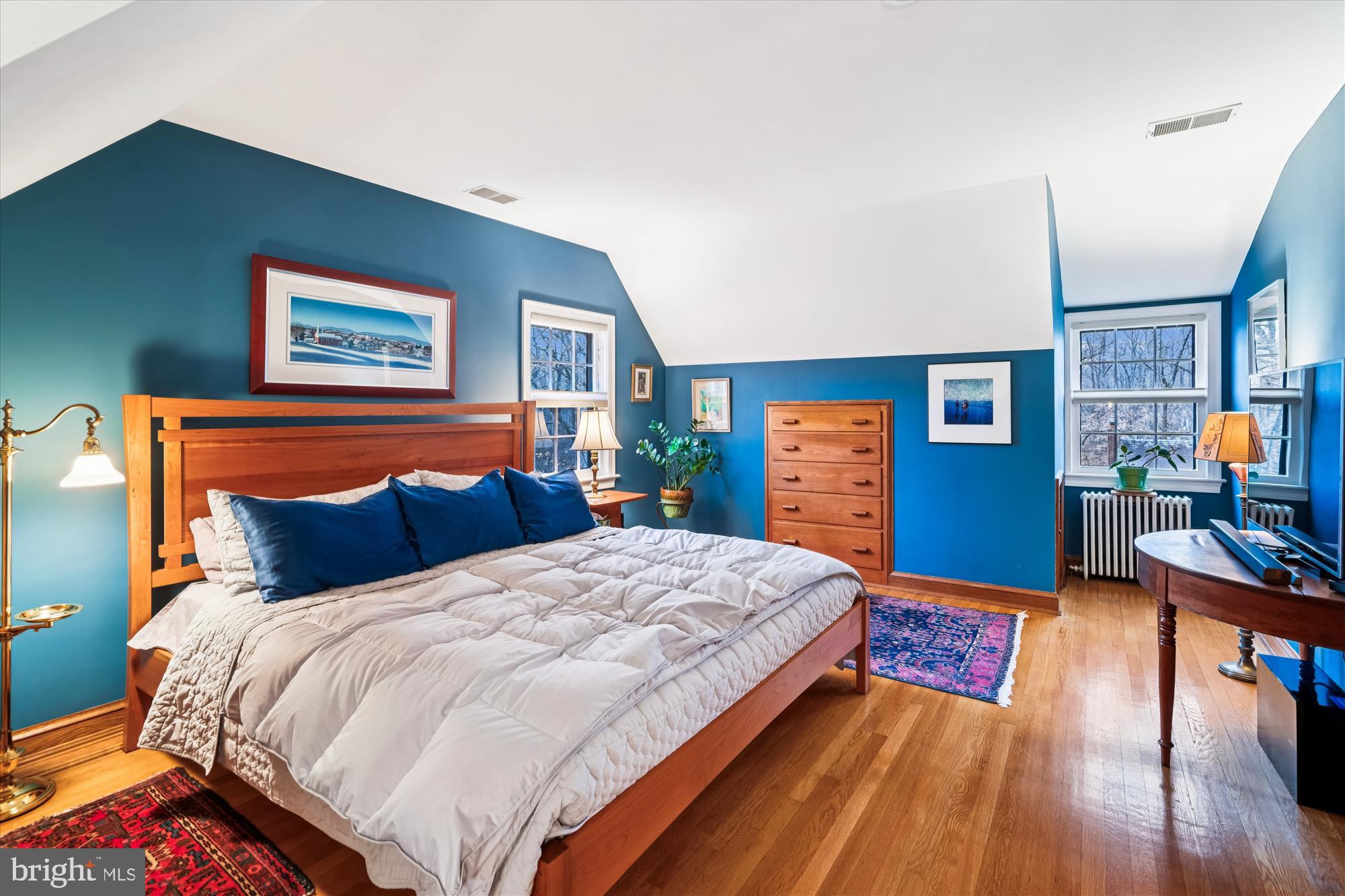 SEVEN OAKS - Residential