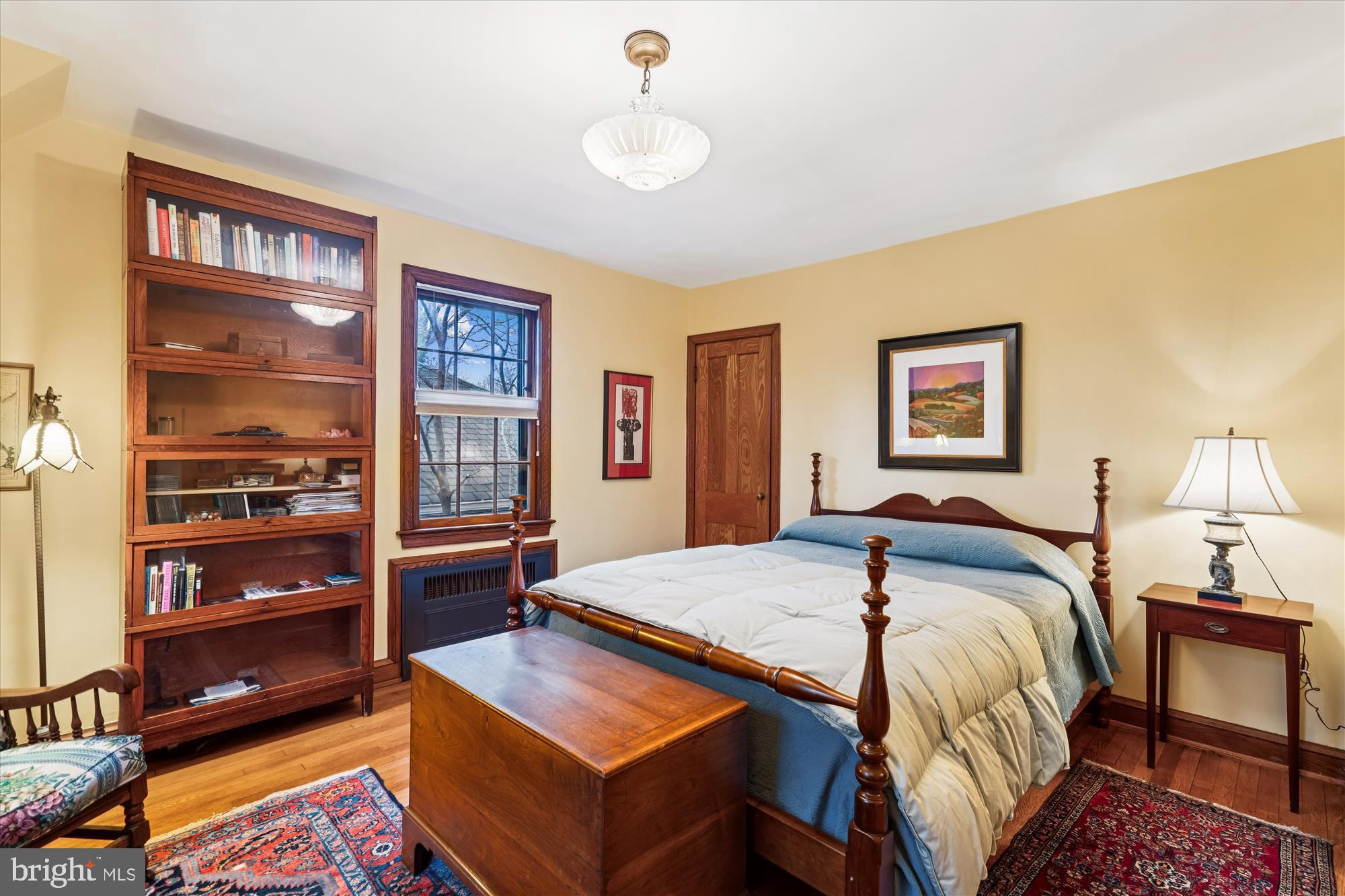 SEVEN OAKS - Residential