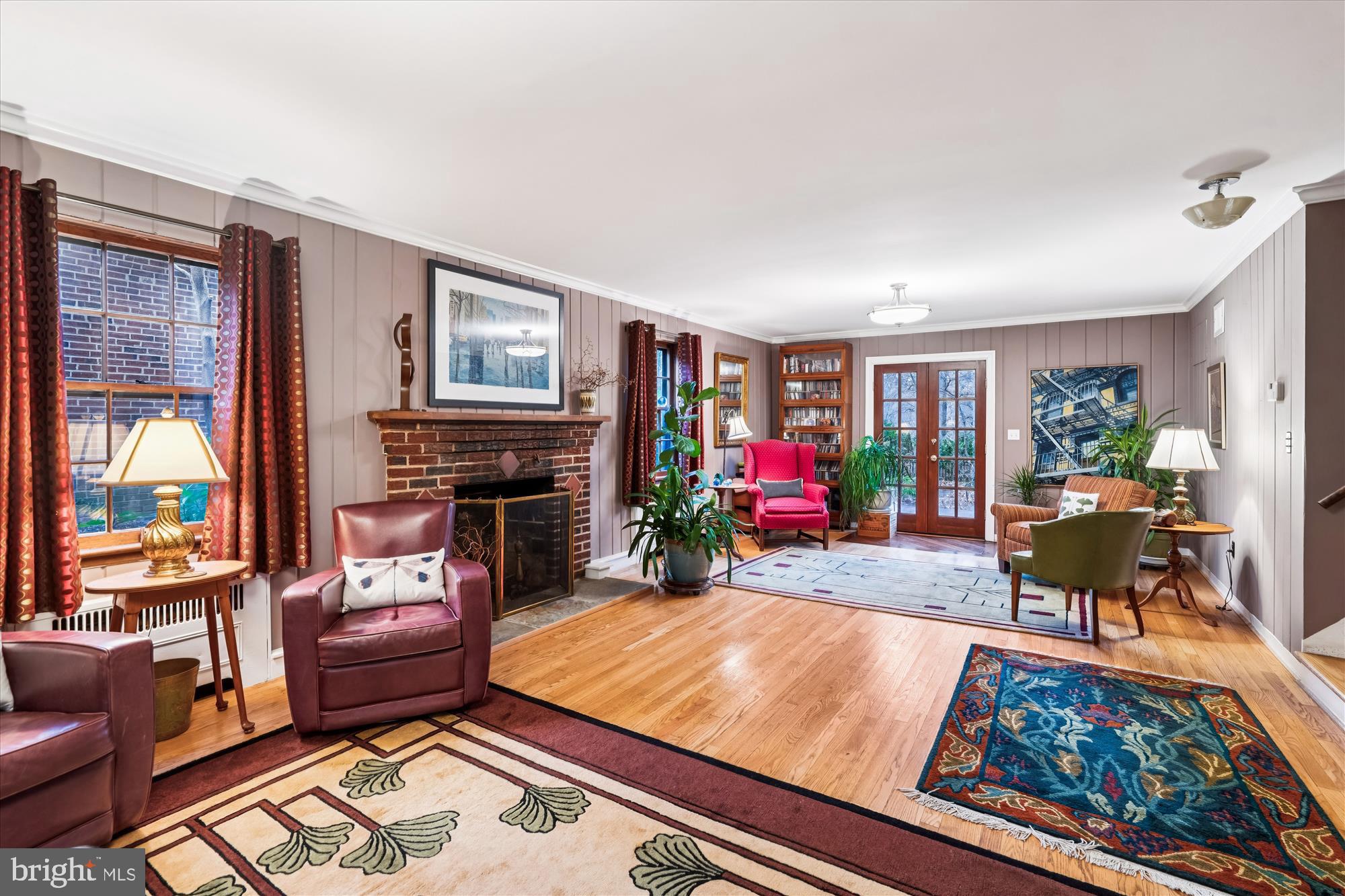 SEVEN OAKS - Residential