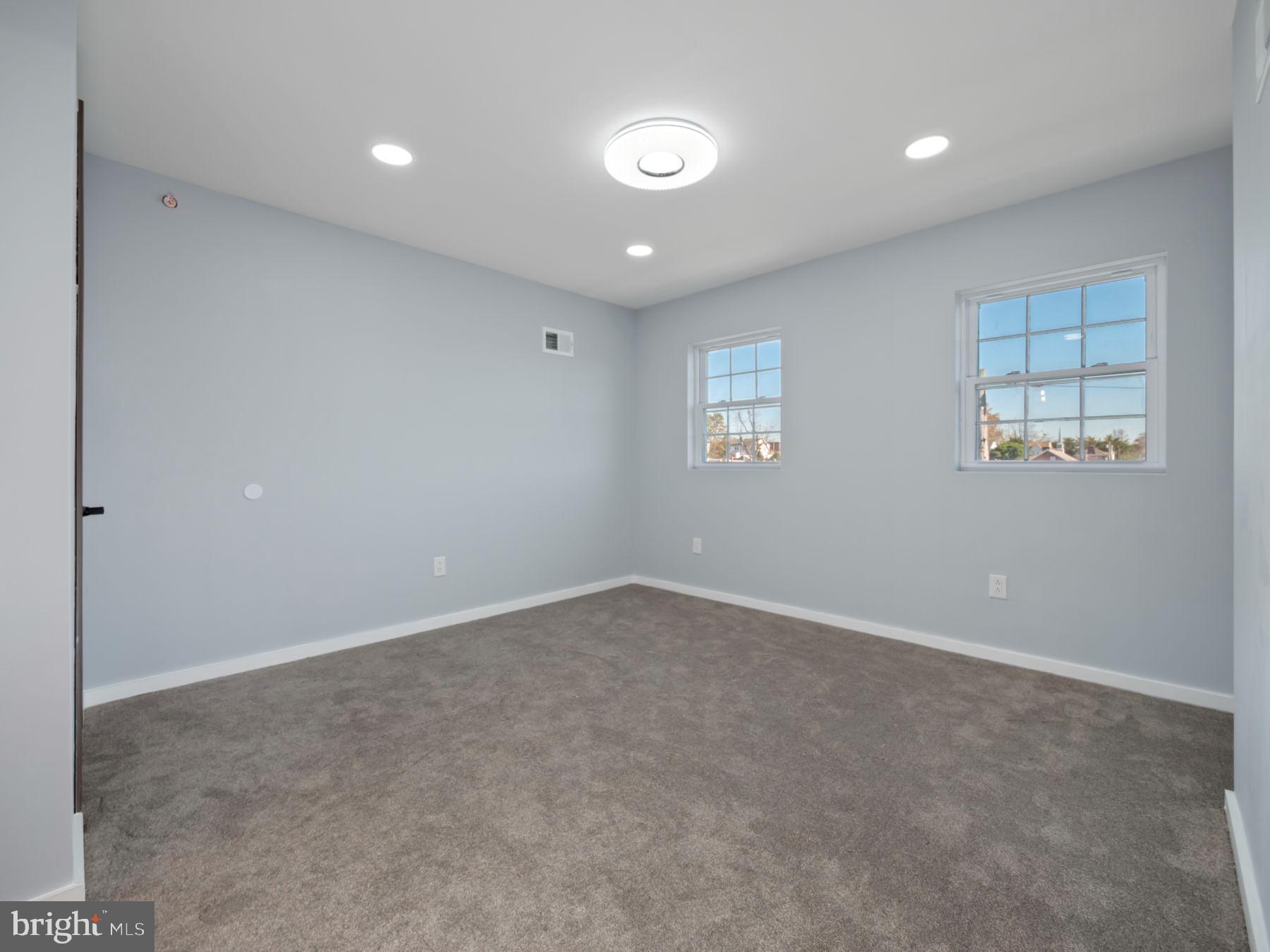 HAVERTOWN - Residential