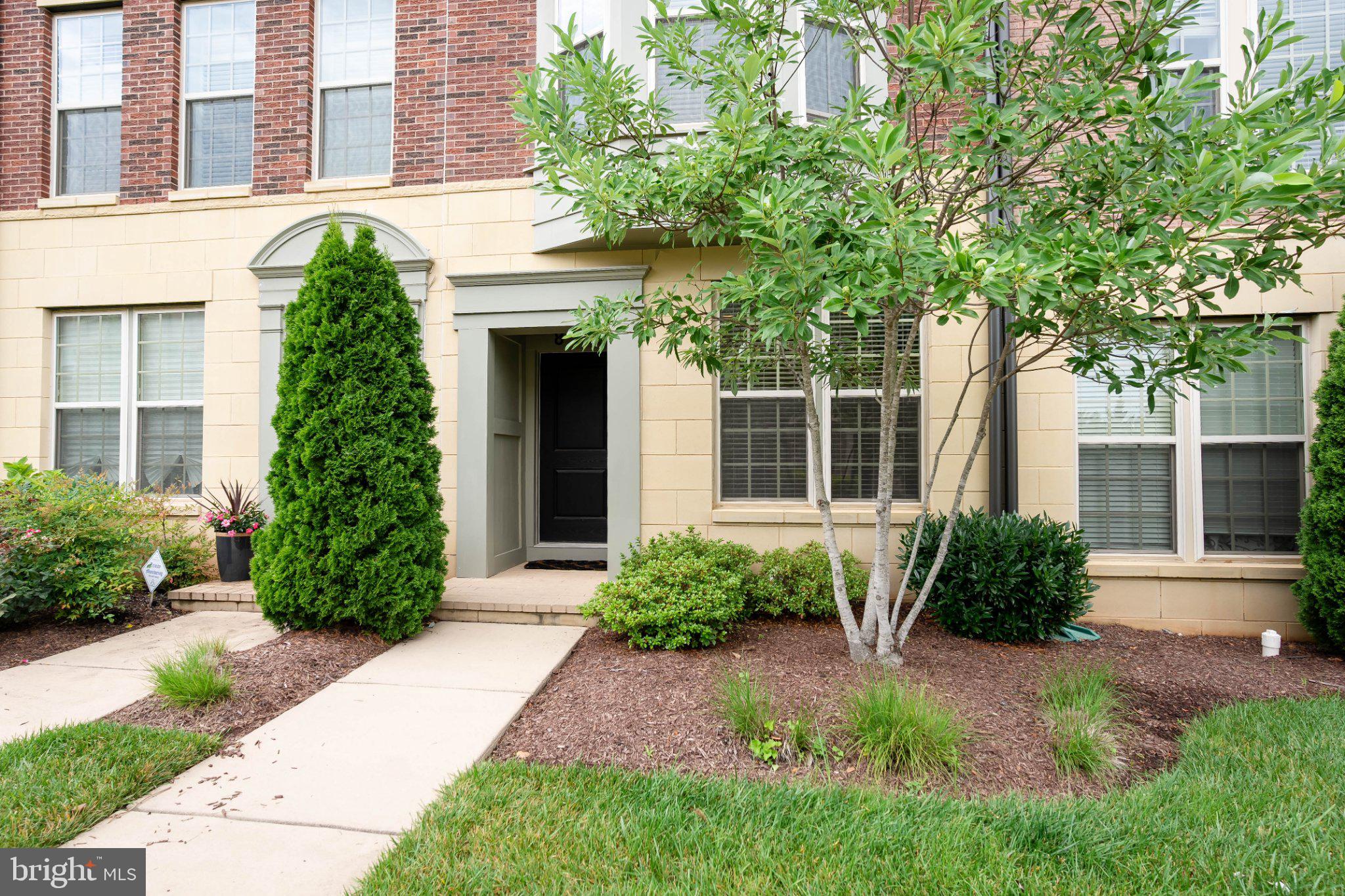815 FAIR WINDS WAY 291