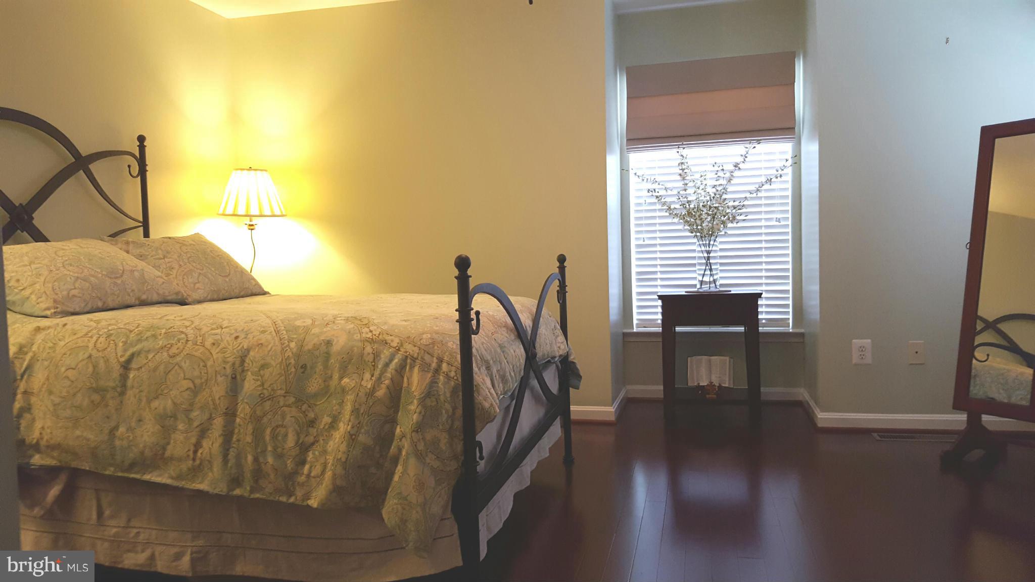 CONDO AT ISLAND CREEK - Residential Lease