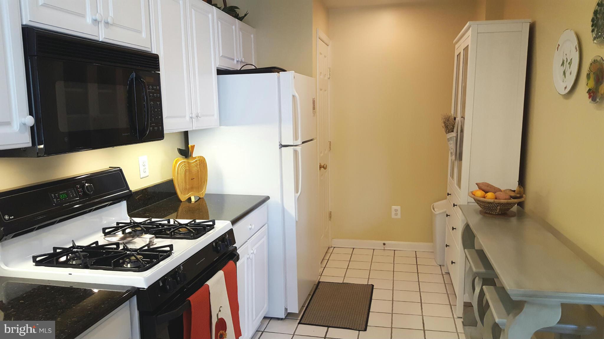 CONDO AT ISLAND CREEK - Residential Lease