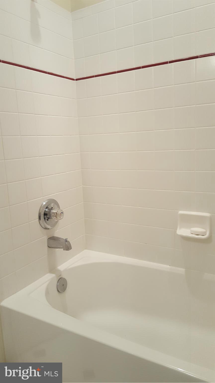 CONDO AT ISLAND CREEK - Residential Lease