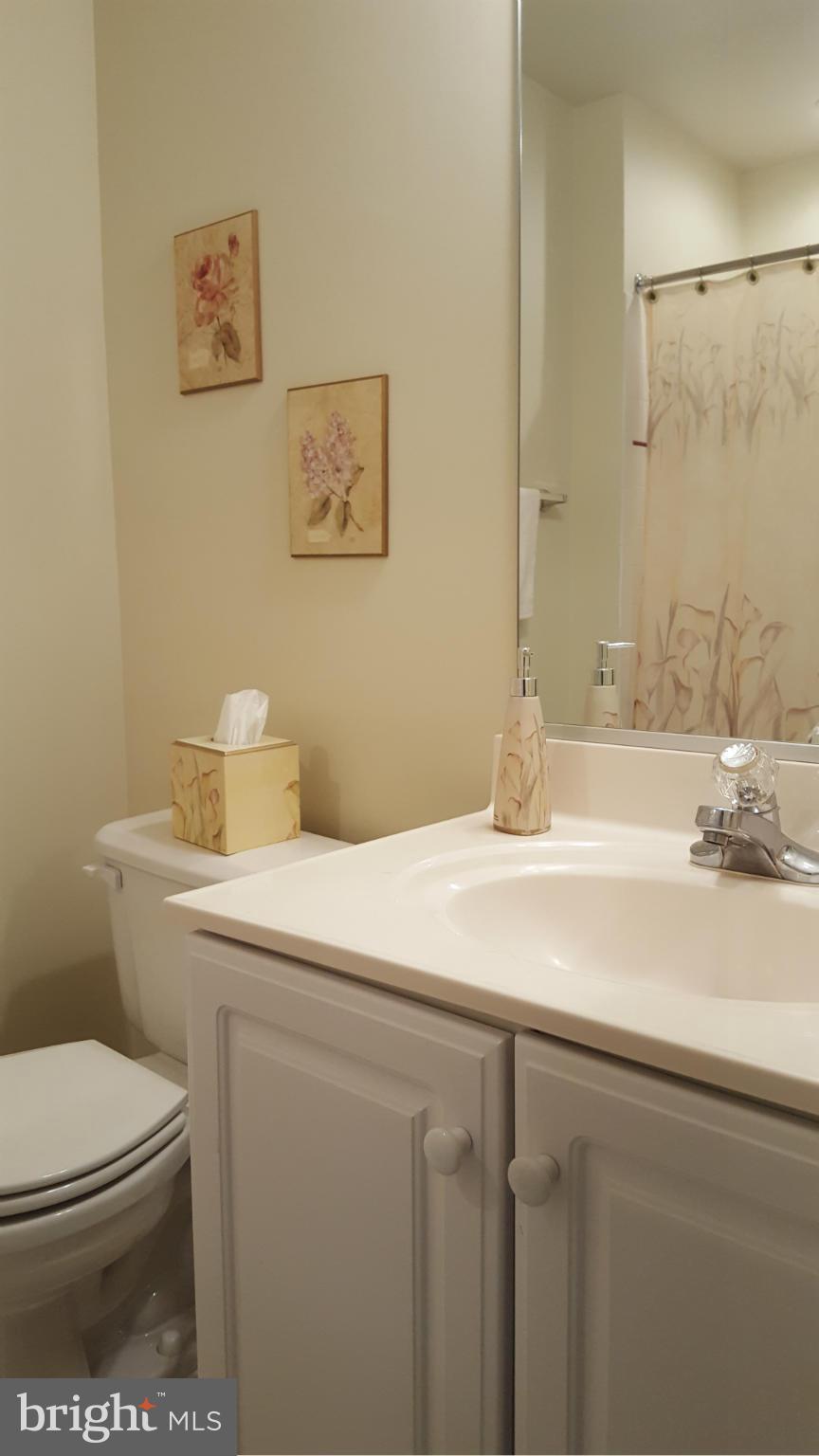 CONDO AT ISLAND CREEK - Residential Lease