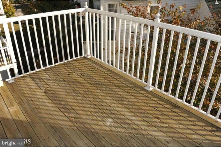 CONDO AT ISLAND CREEK - Residential Lease