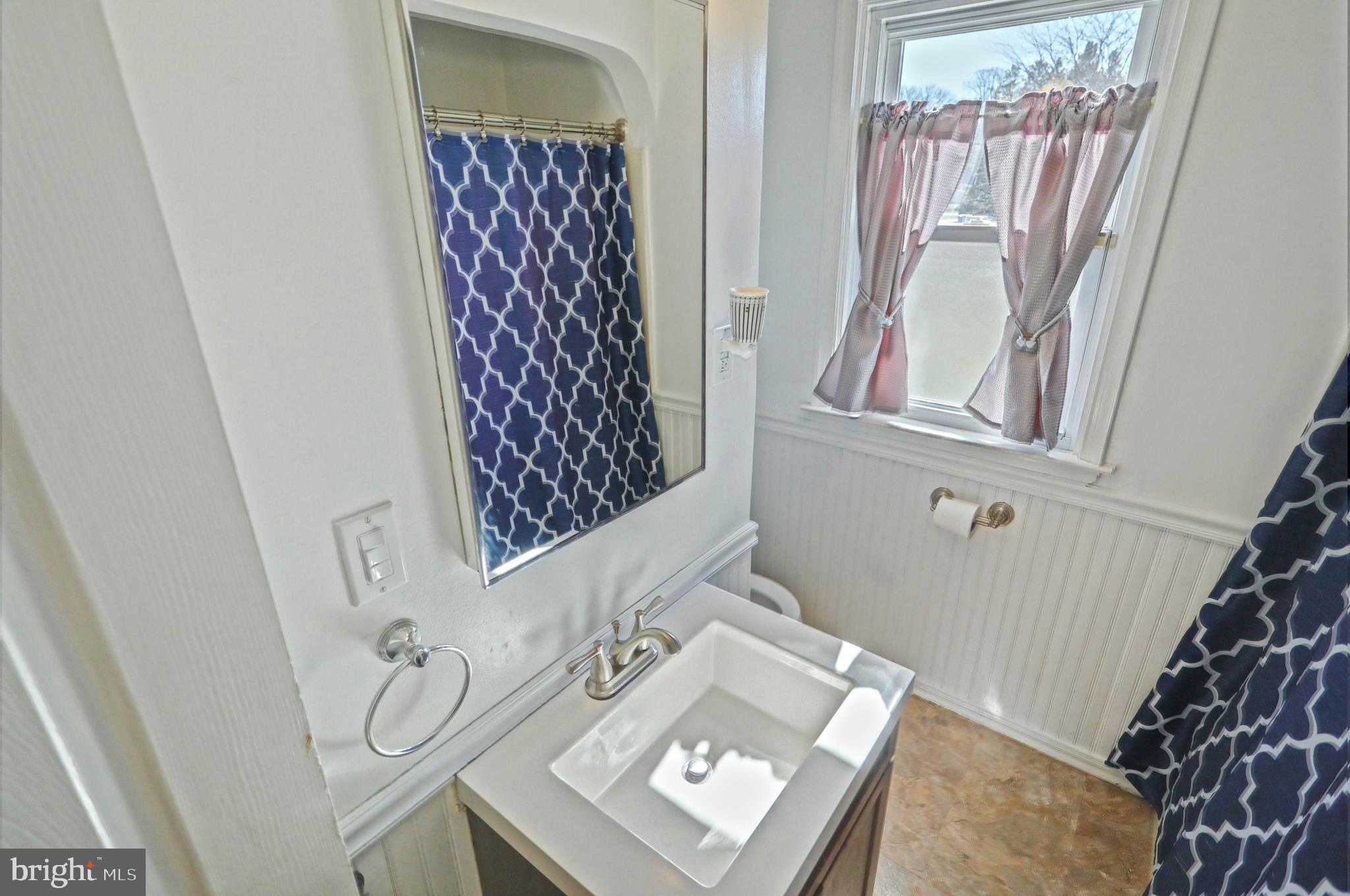 ELMWOOD - Residential