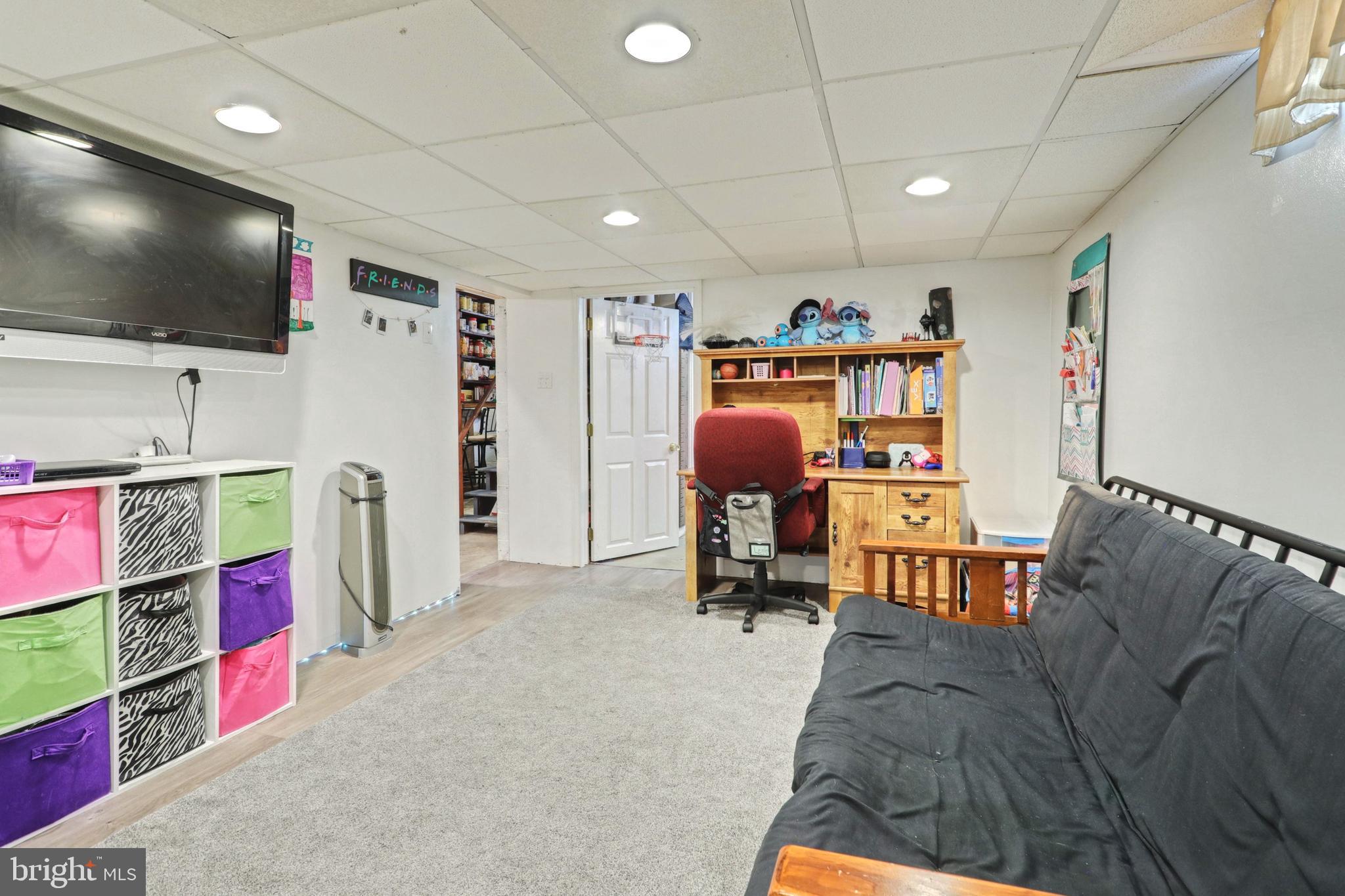 ELMWOOD - Residential