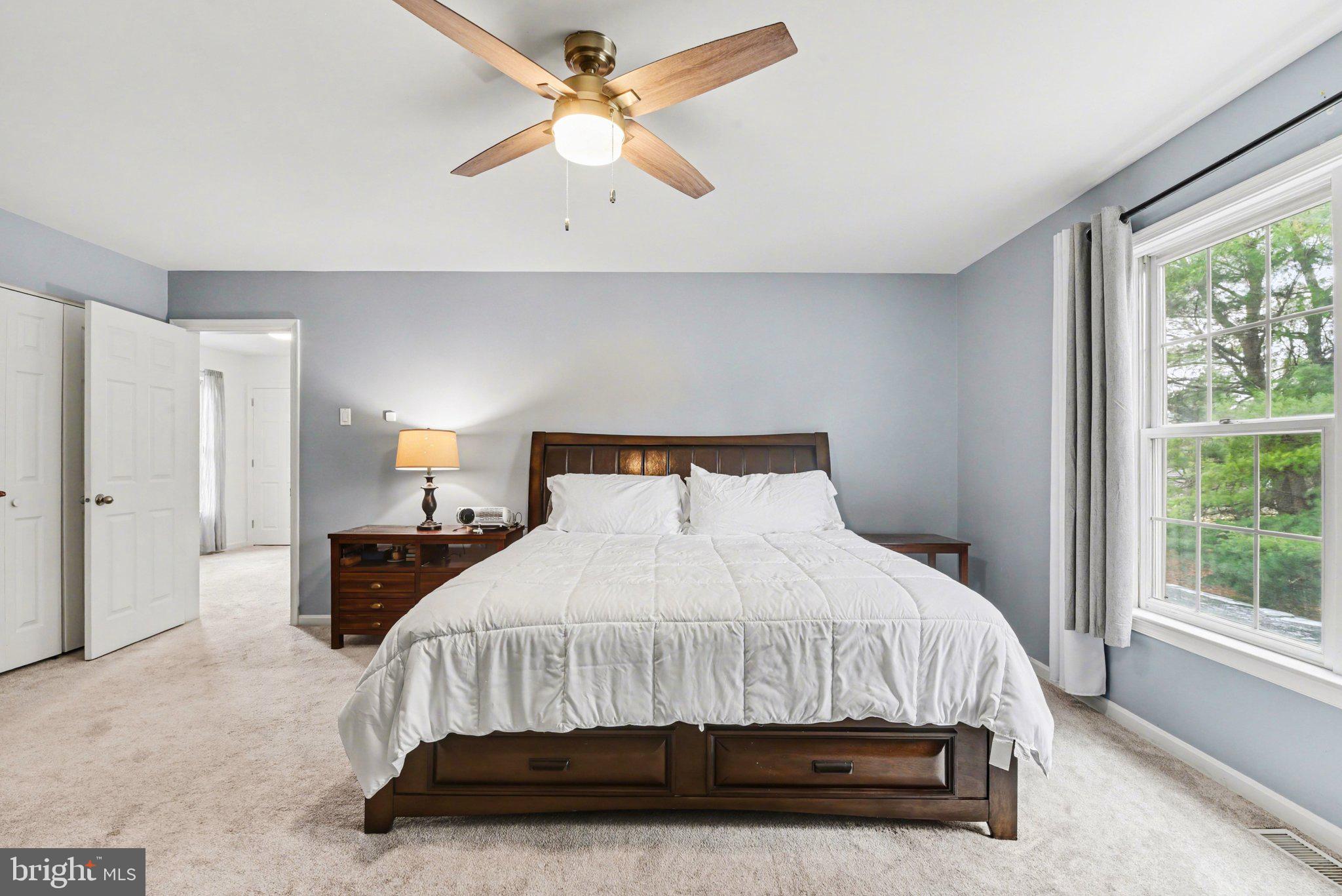 CAMBRIDGE COMMONS - Residential