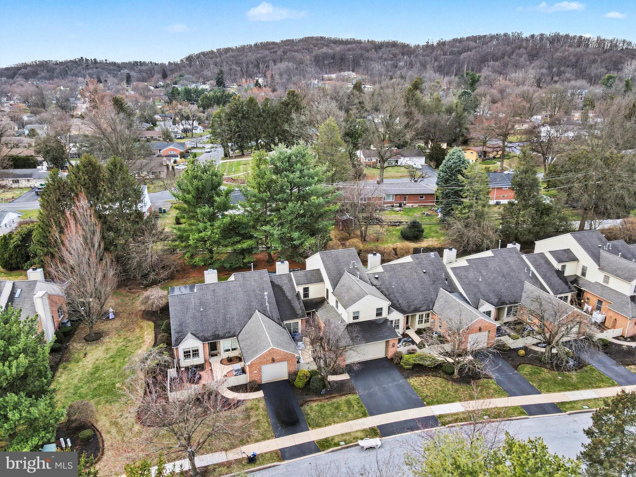 CAMBRIDGE COMMONS - Residential