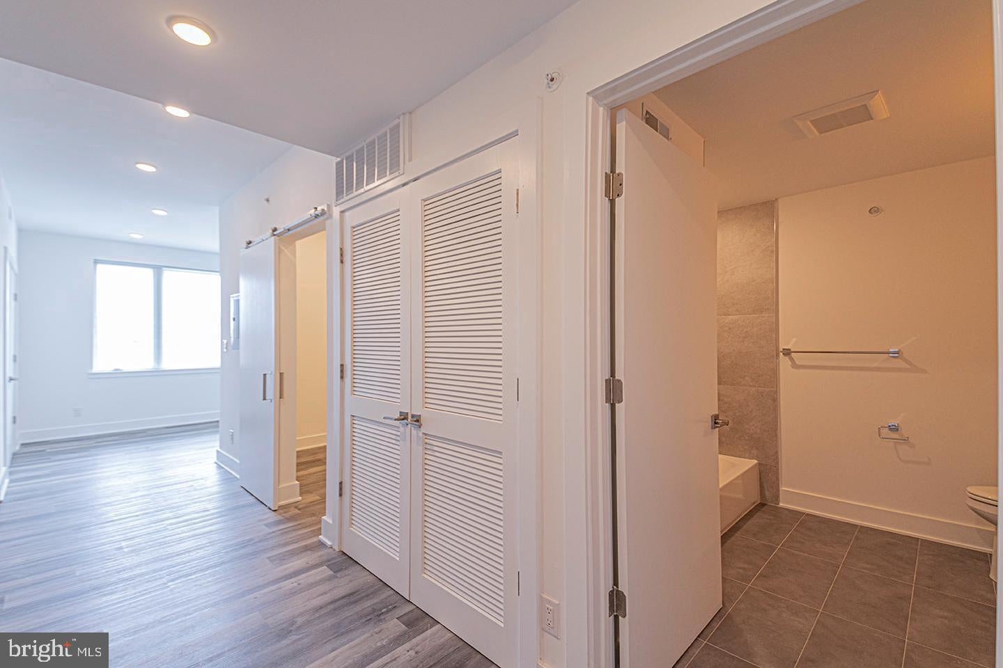 1245 RIDGE AVENUE UNIT 307