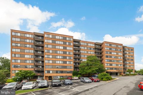 4390 LORCOM LANE 503 ARLINGTON VA 22207