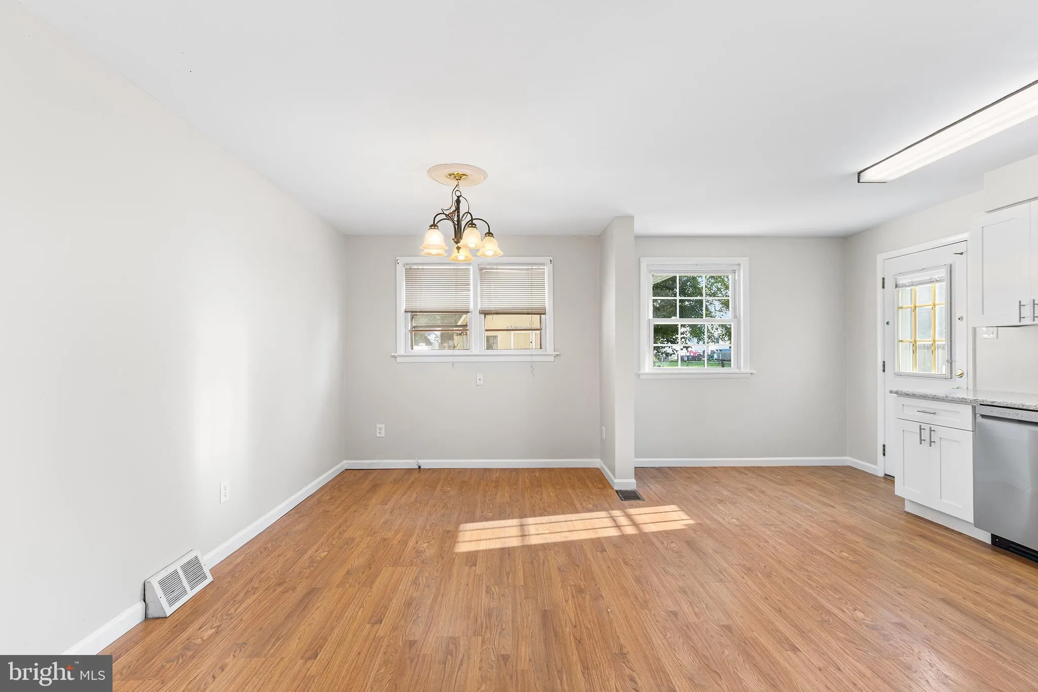 Brookhaven, Pennsylvania 19015, United States, 3 Bedrooms Bedrooms, ,2 BathroomsBathrooms,Residential,Active,179069