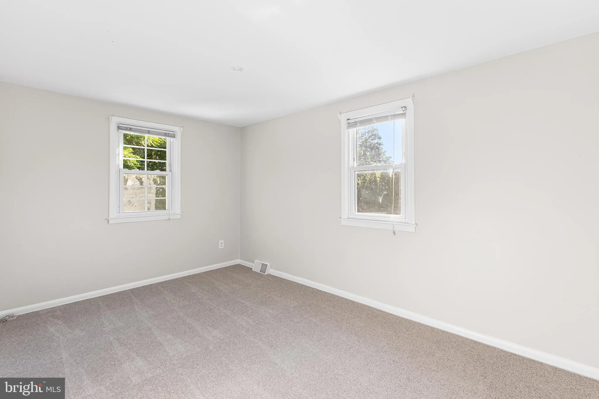 Brookhaven, Pennsylvania 19015, United States, 3 Bedrooms Bedrooms, ,2 BathroomsBathrooms,Residential,Active,179069