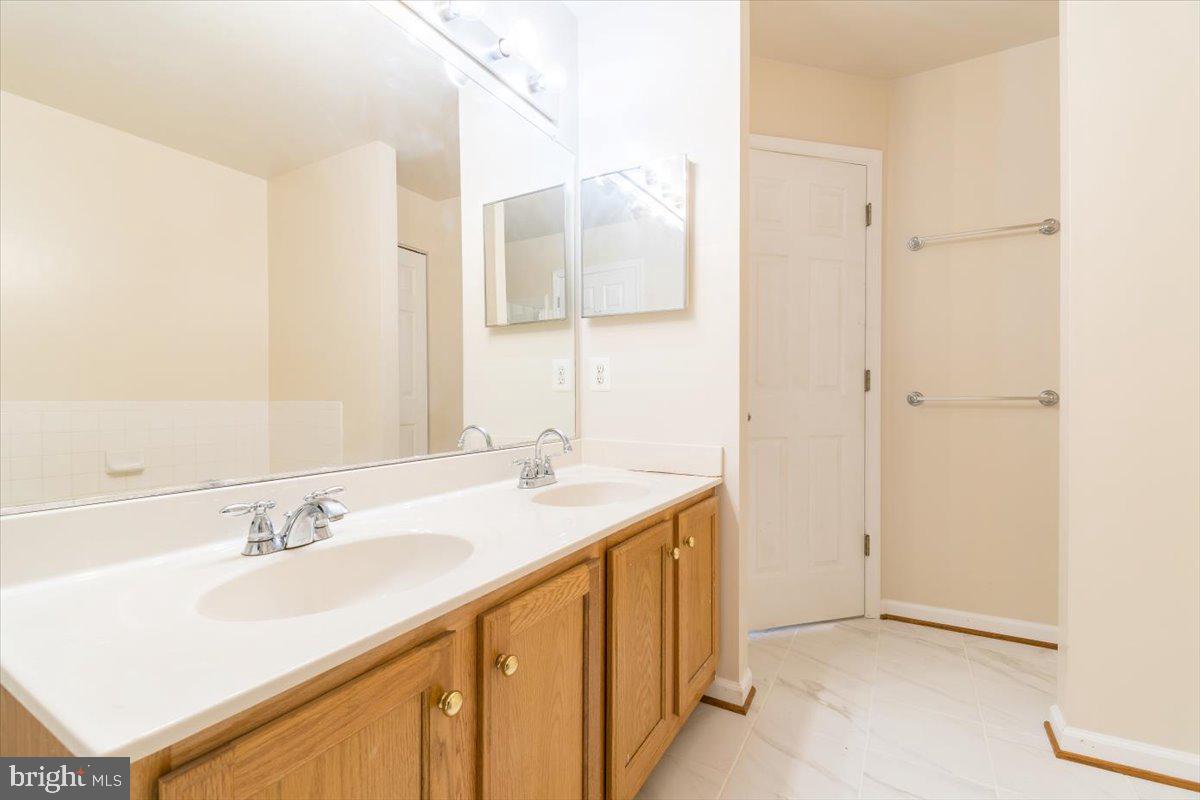 KINGSBROOKE - Residential