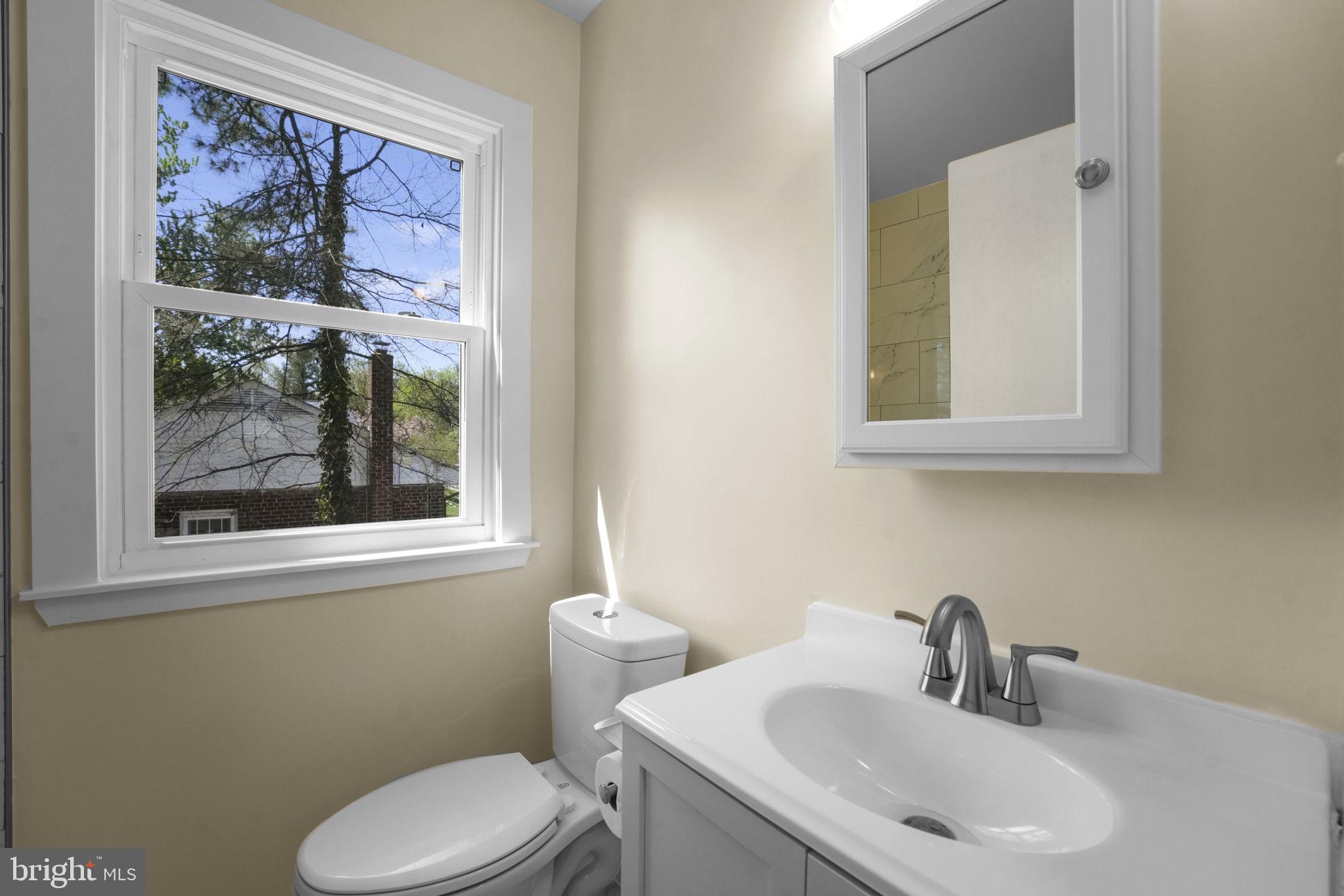 NEW CARROLLTON - Residential