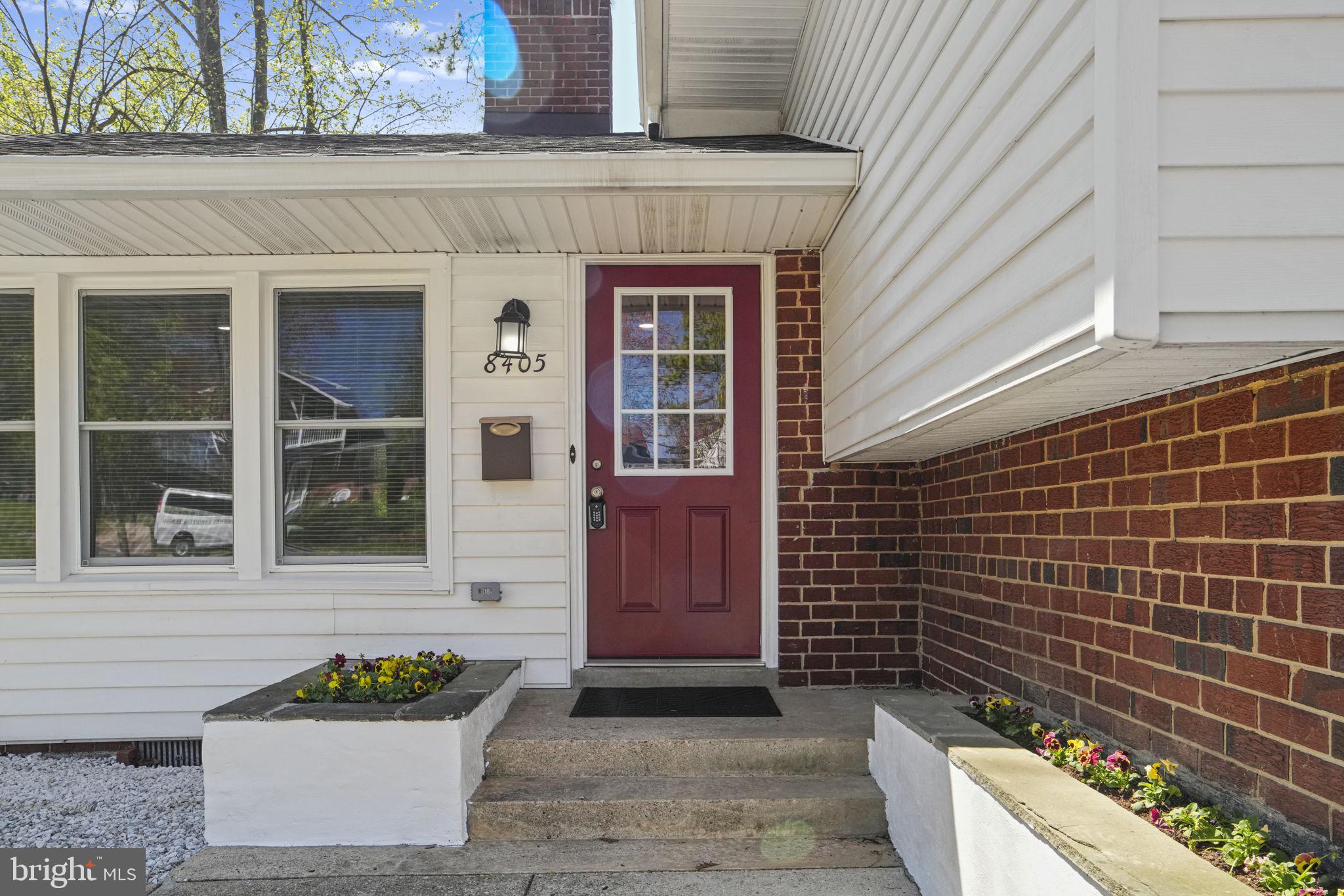 NEW CARROLLTON - Residential