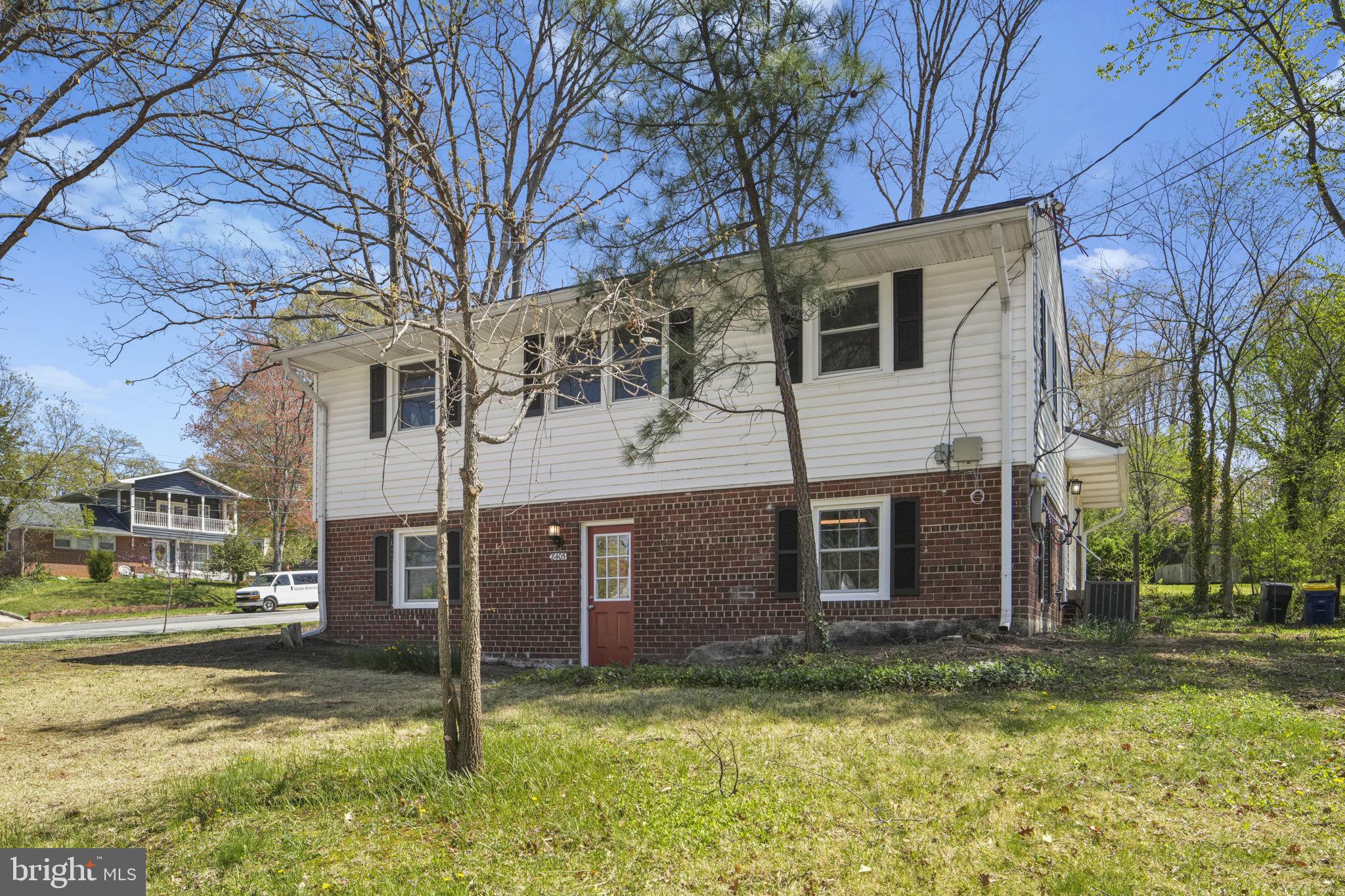 NEW CARROLLTON - Residential