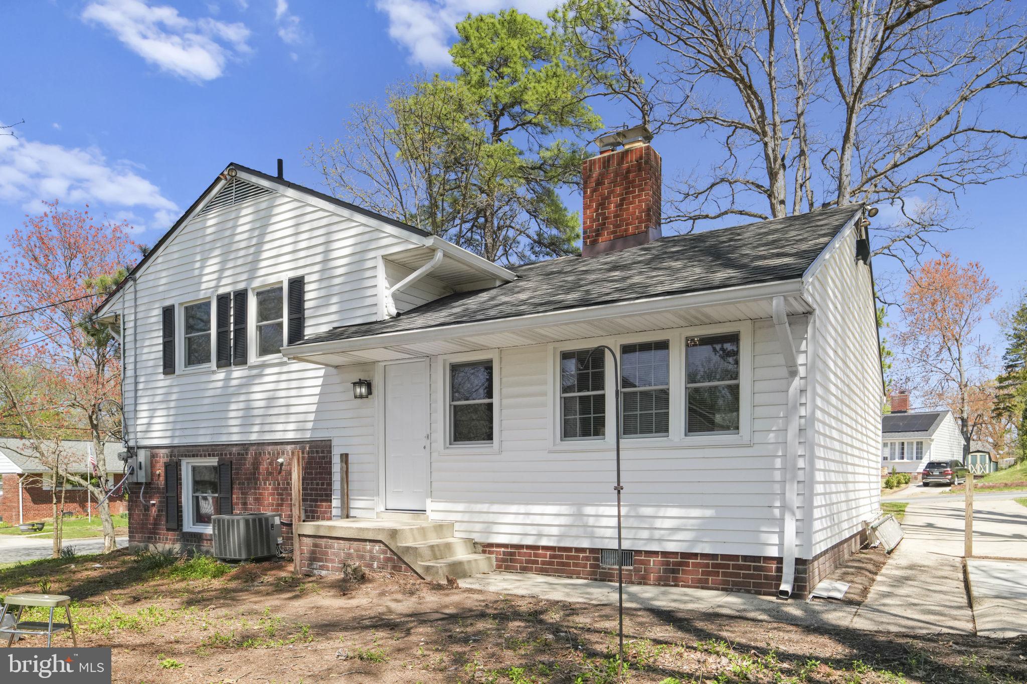 NEW CARROLLTON - Residential