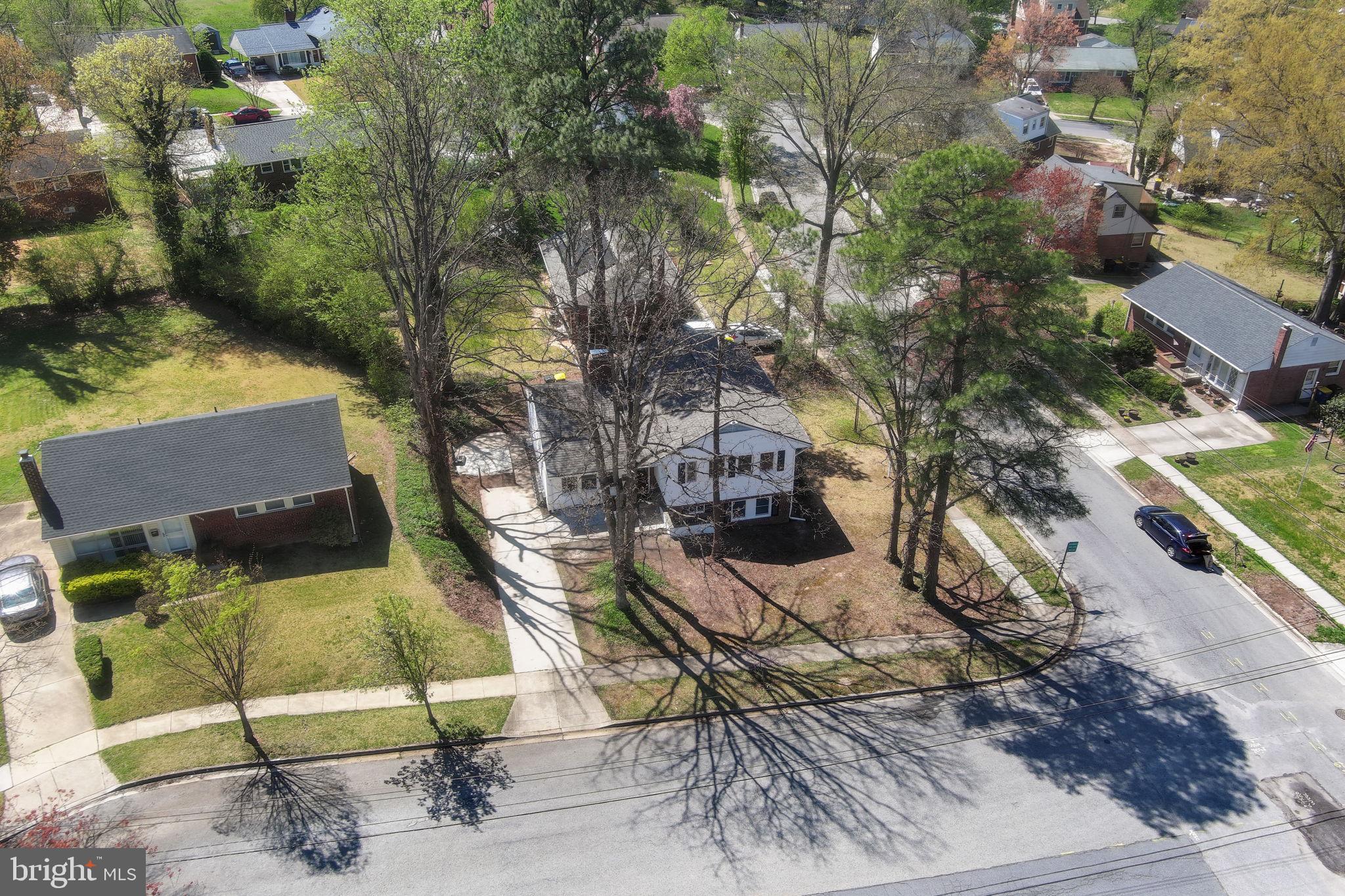 NEW CARROLLTON - Residential