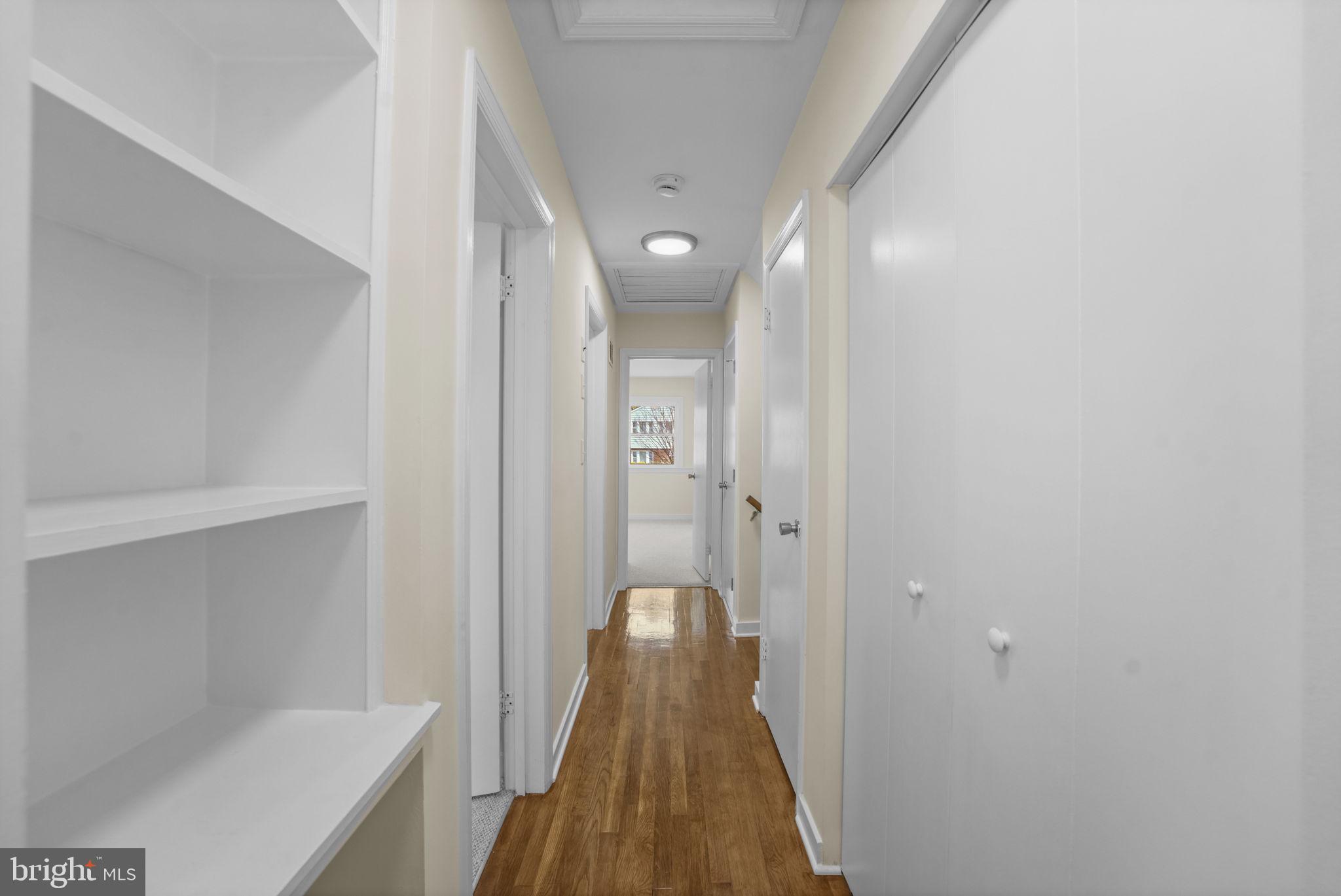 NEW CARROLLTON - Residential