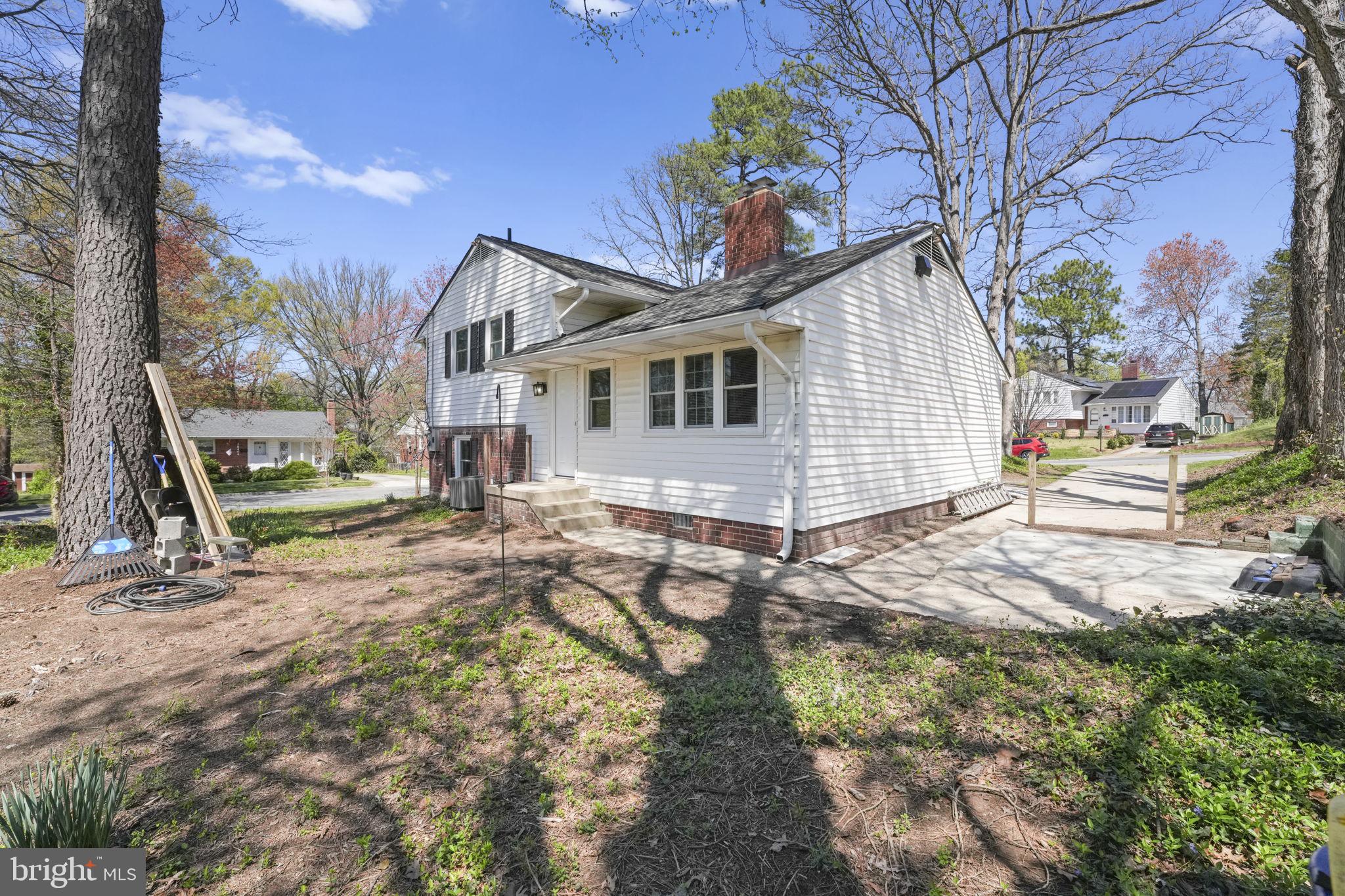 NEW CARROLLTON - Residential