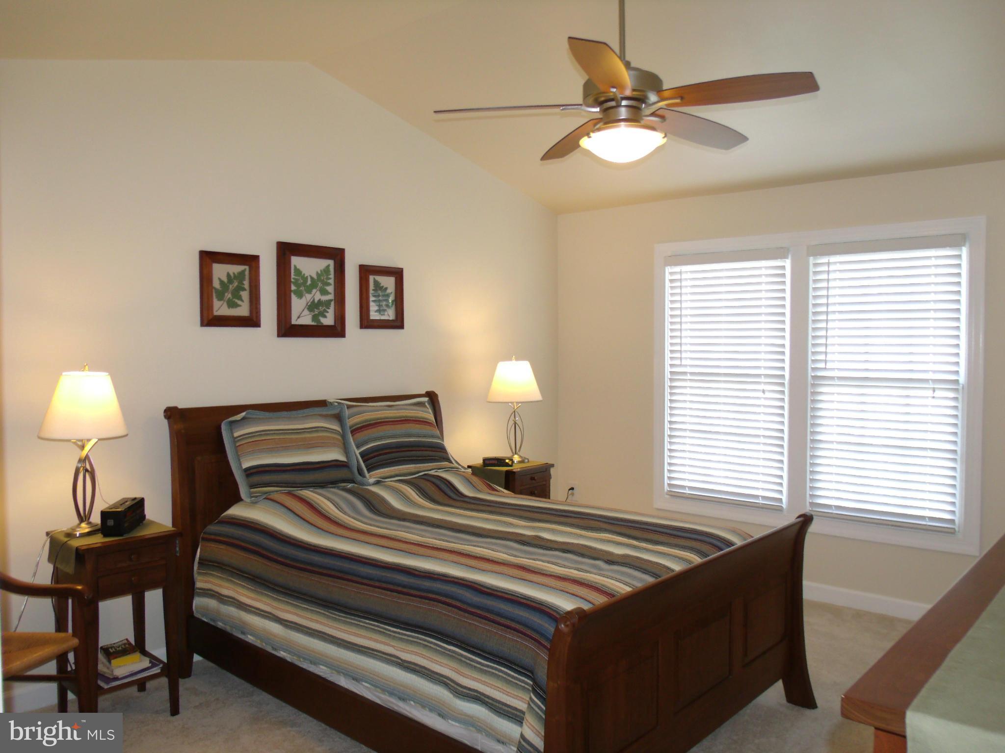 CENTRE RIDGE - Residential