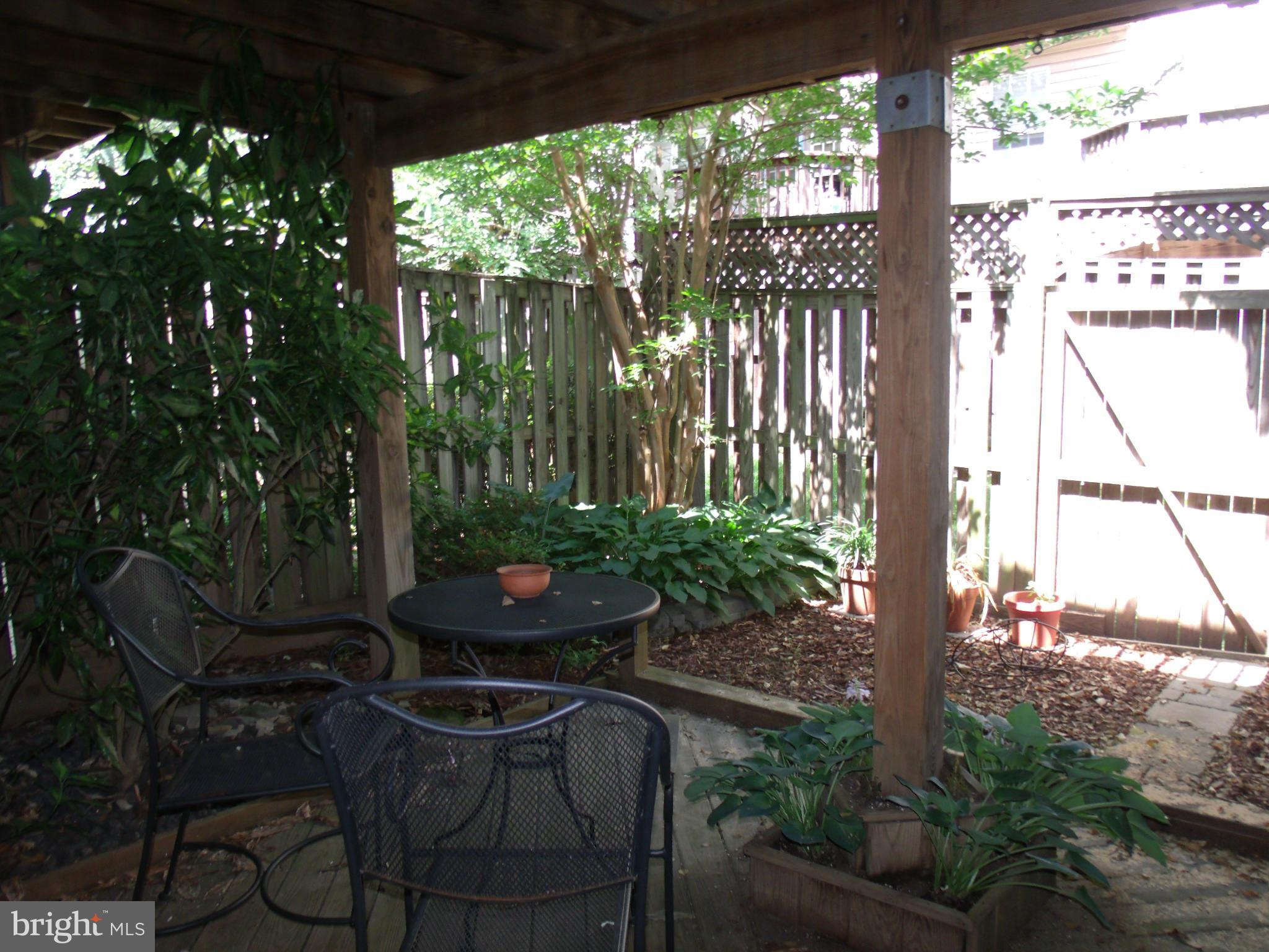 CENTRE RIDGE - Residential