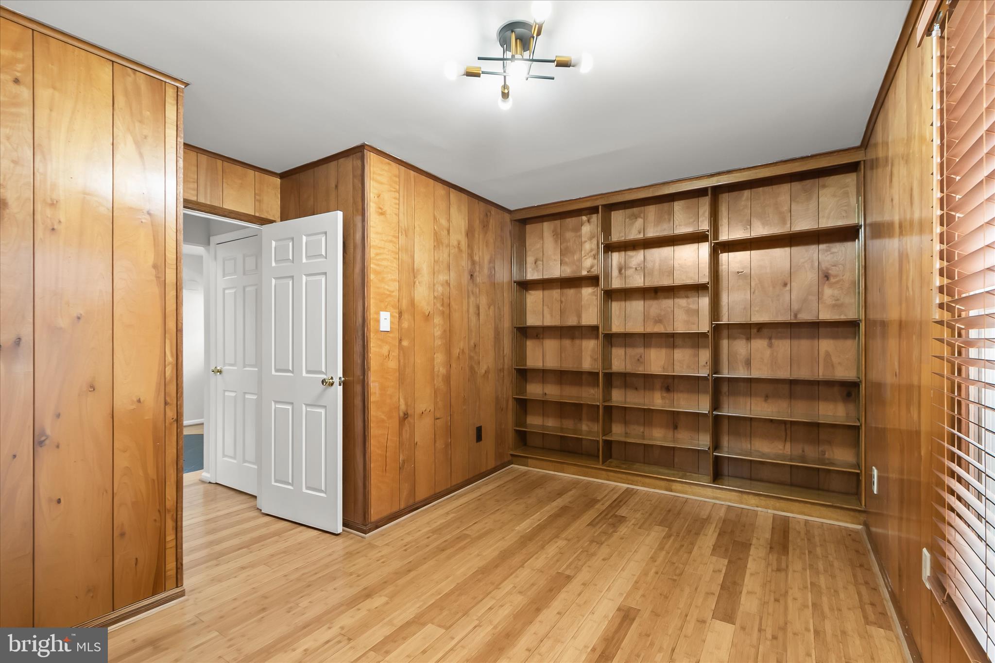 BOUNTY VISTA - Residential