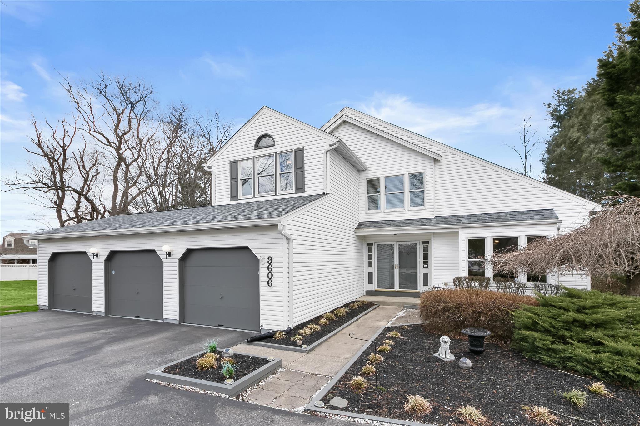 BOUNTY VISTA - Residential