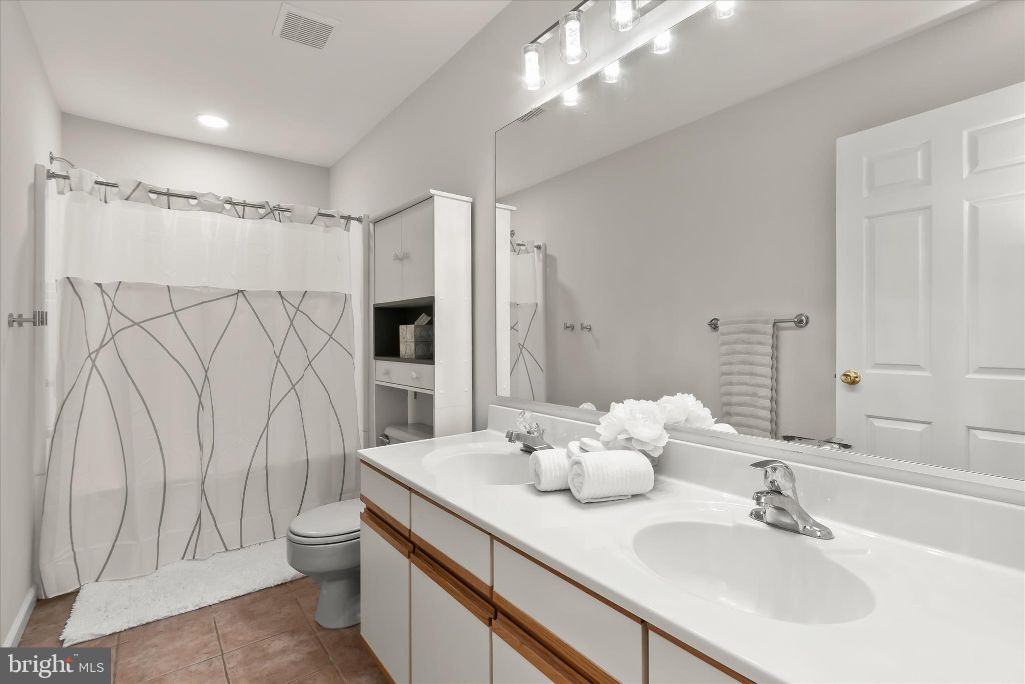 BOUNTY VISTA - Residential