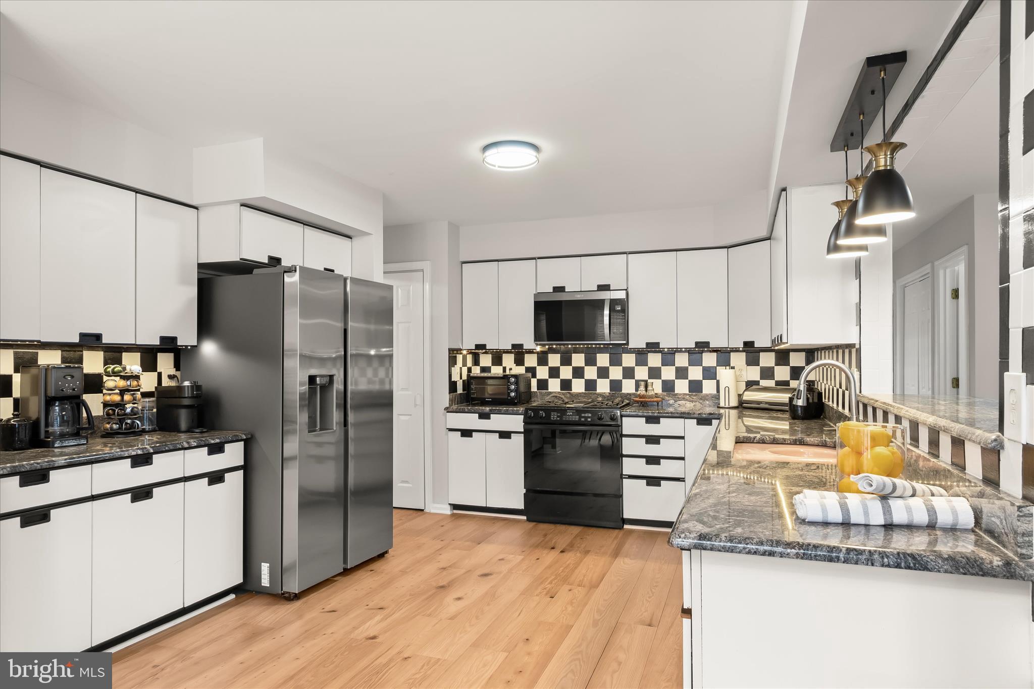 BOUNTY VISTA - Residential