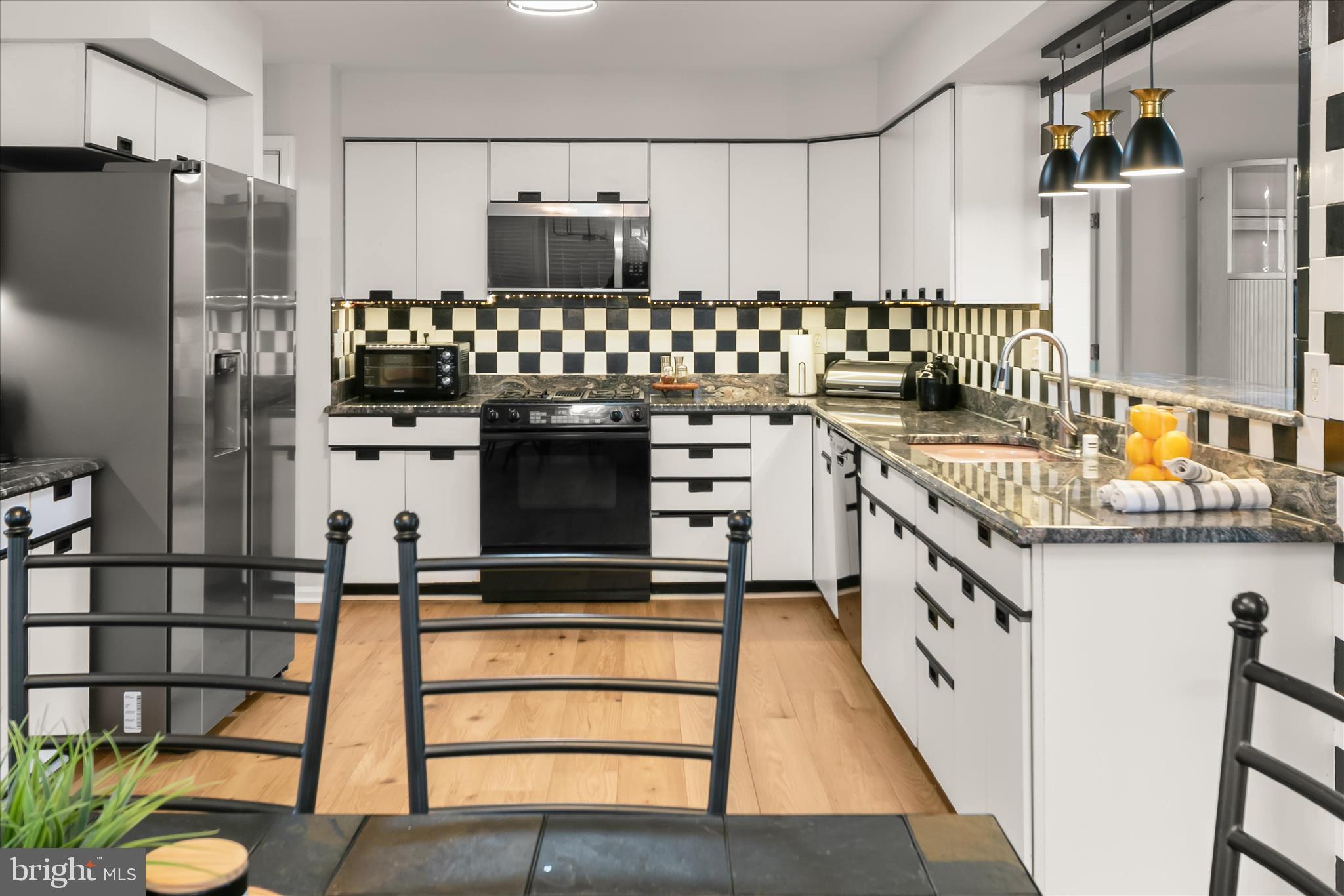 BOUNTY VISTA - Residential