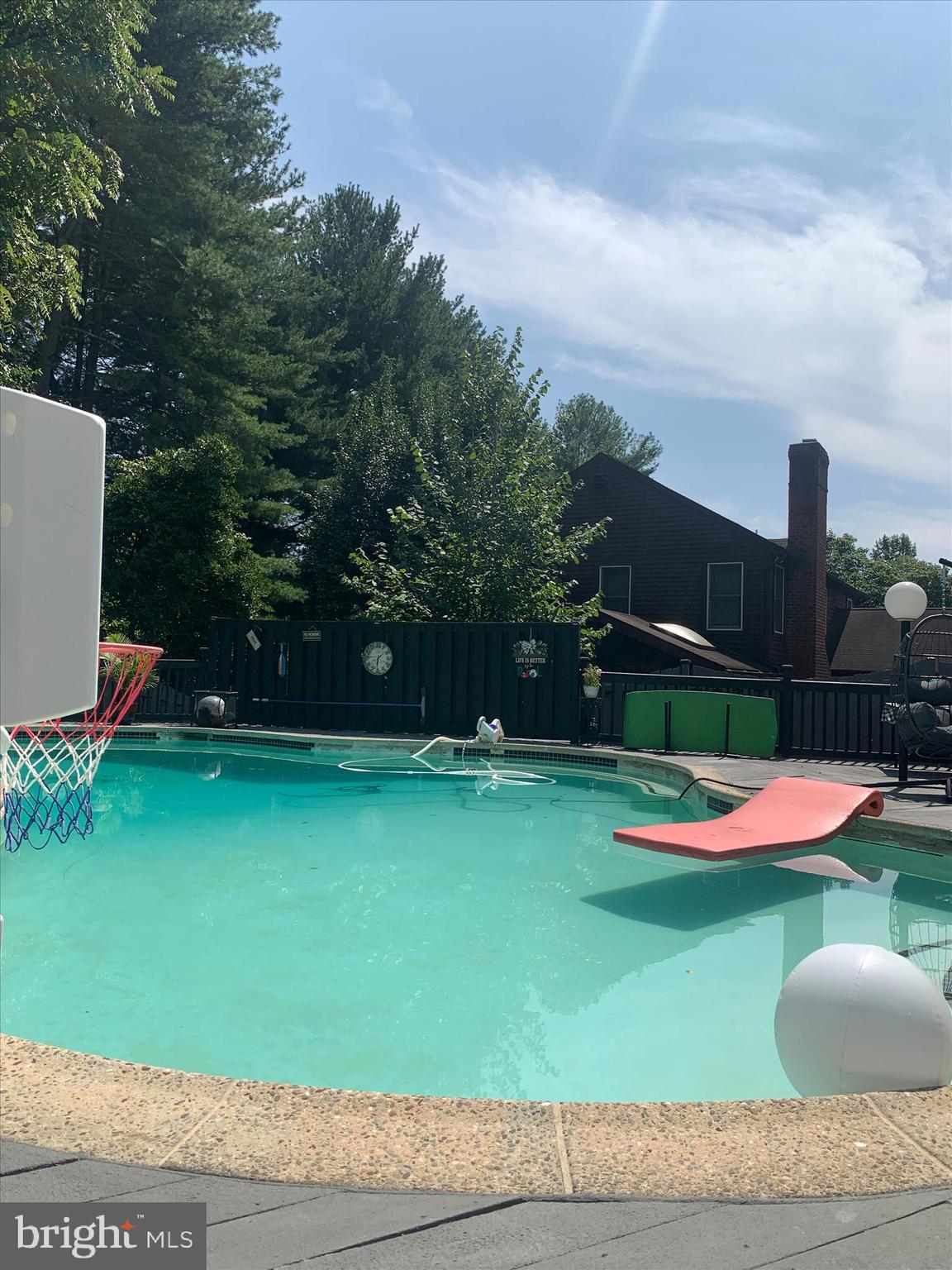 BOUNTY VISTA - Residential