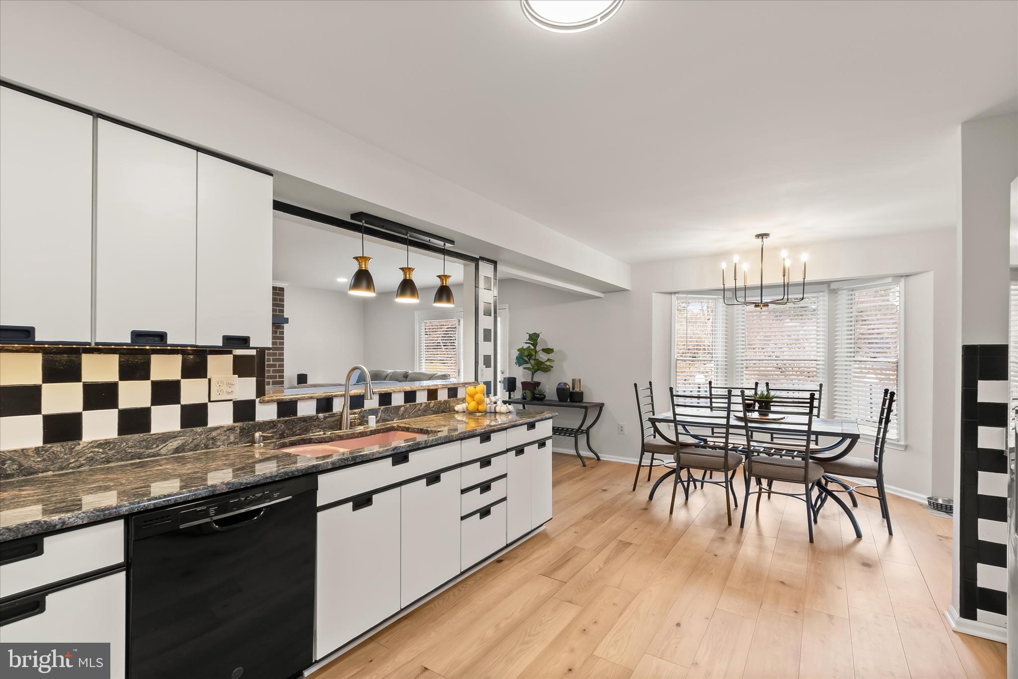 BOUNTY VISTA - Residential