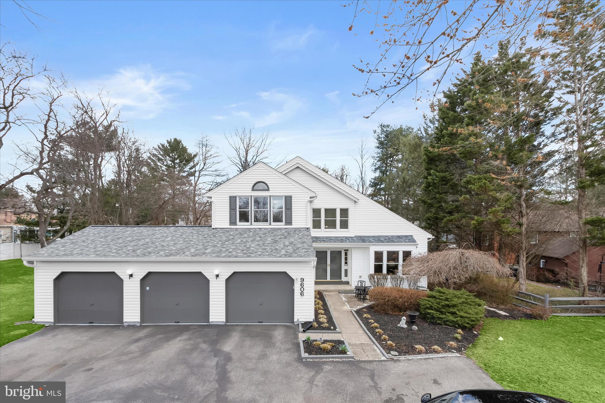 BOUNTY VISTA - Residential