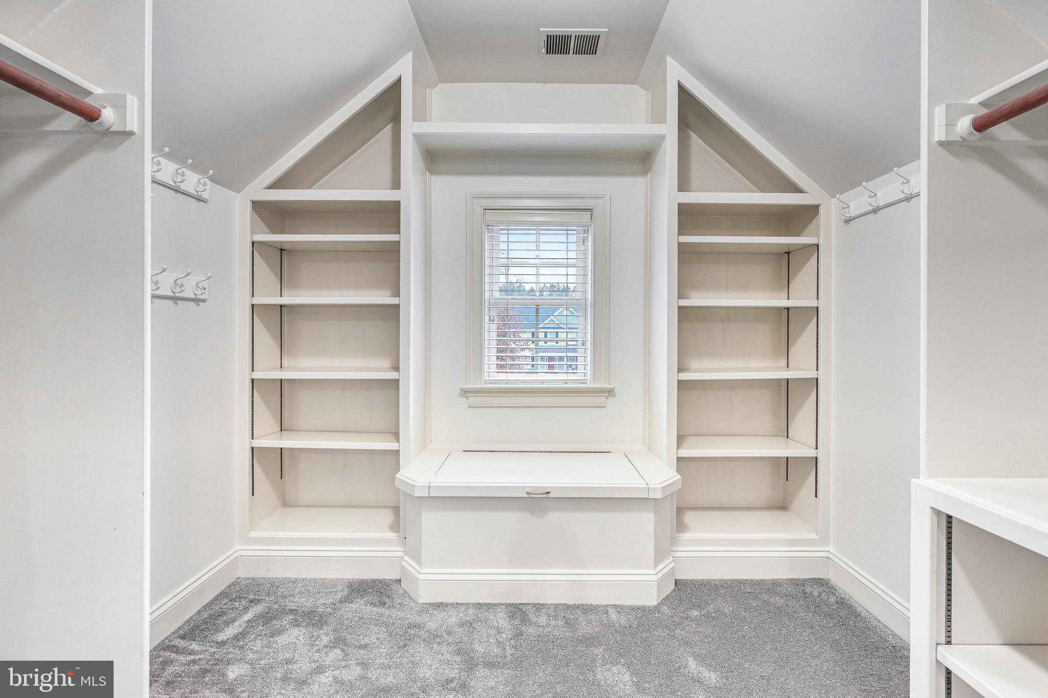 FAWN LAKE - Residential