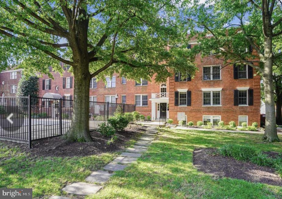 504 BASHFORD LANE 3111