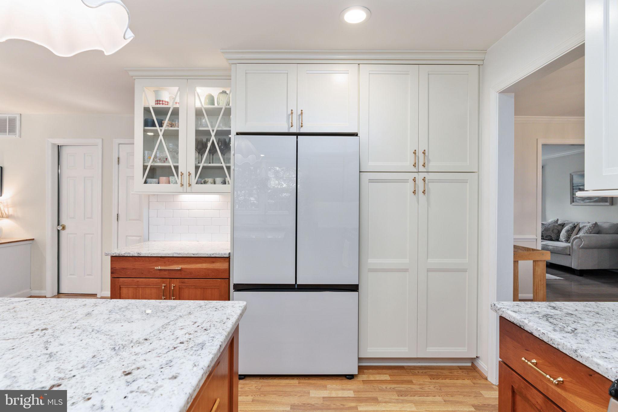 KINGSWOOD - Residential