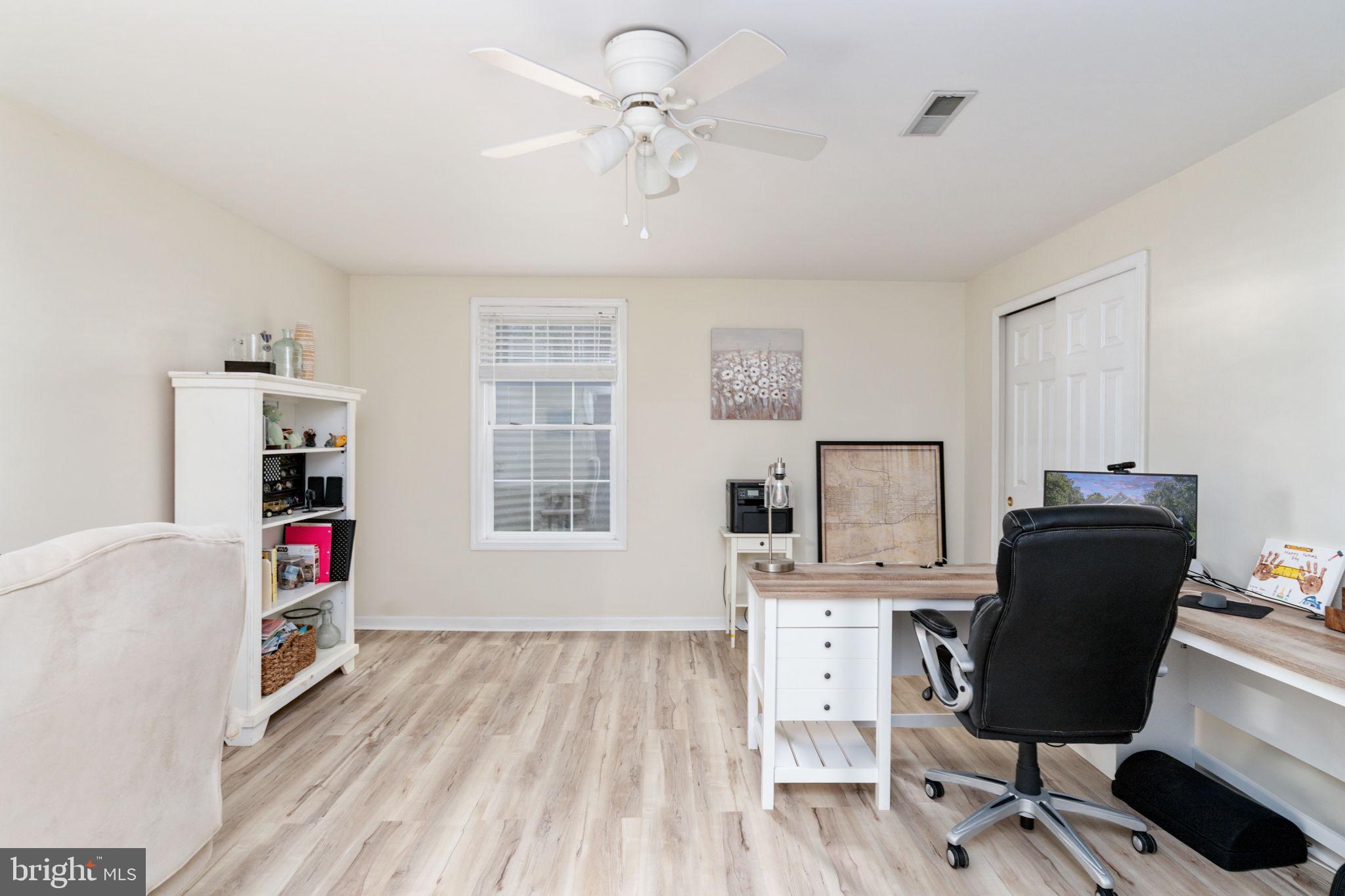 KINGSWOOD - Residential