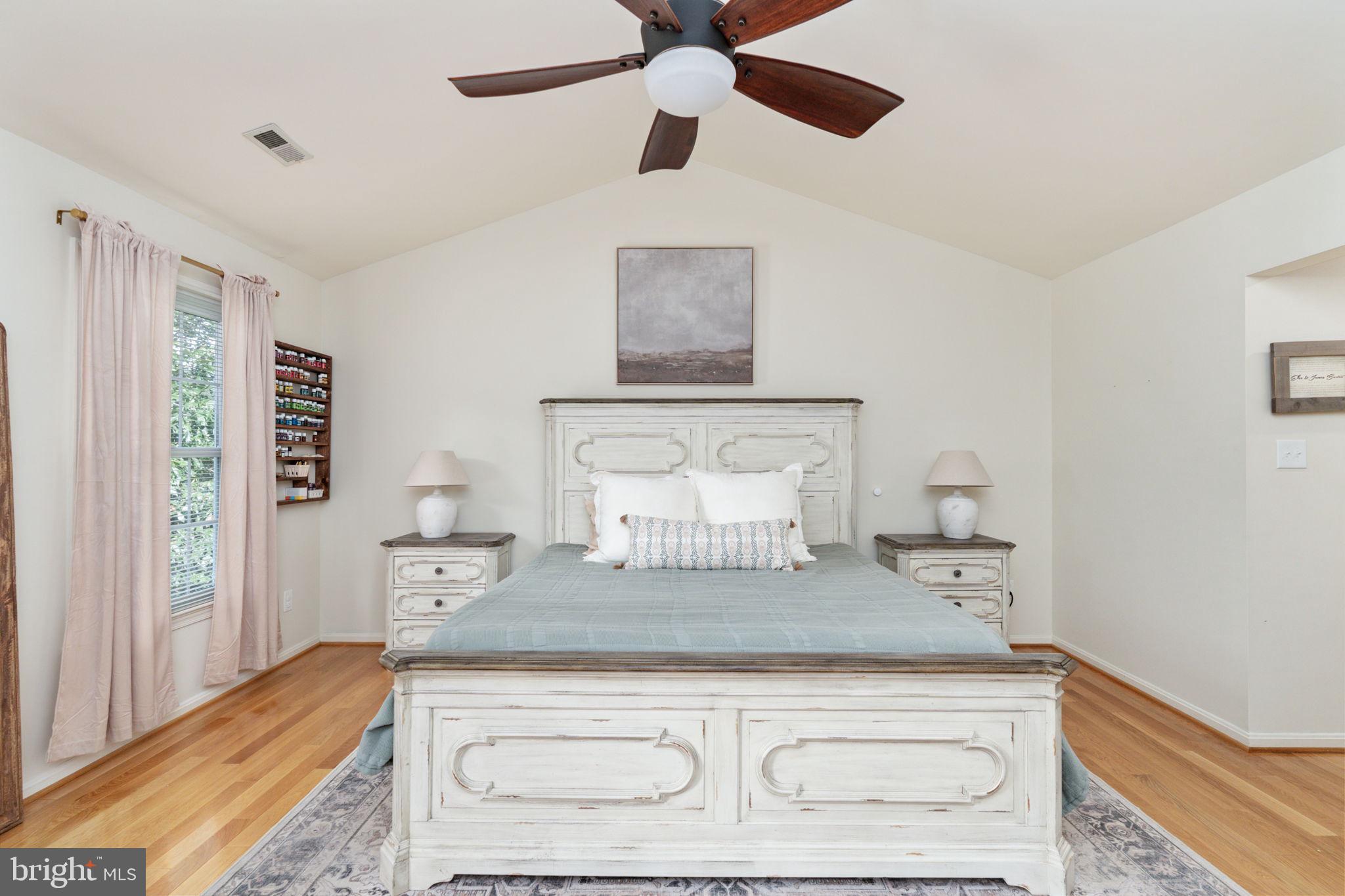 KINGSWOOD - Residential