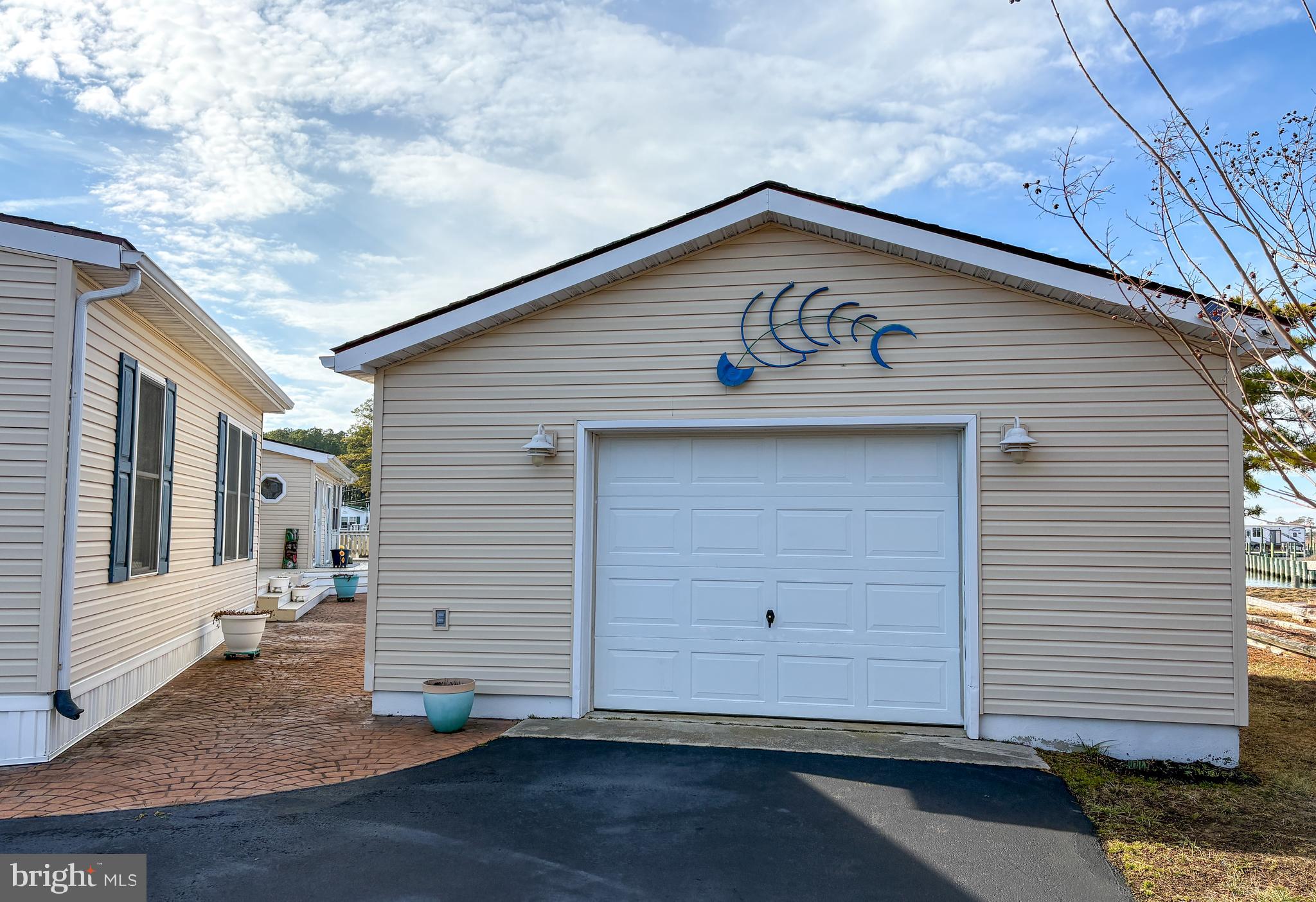 POTNETS COVESIDE - Residential