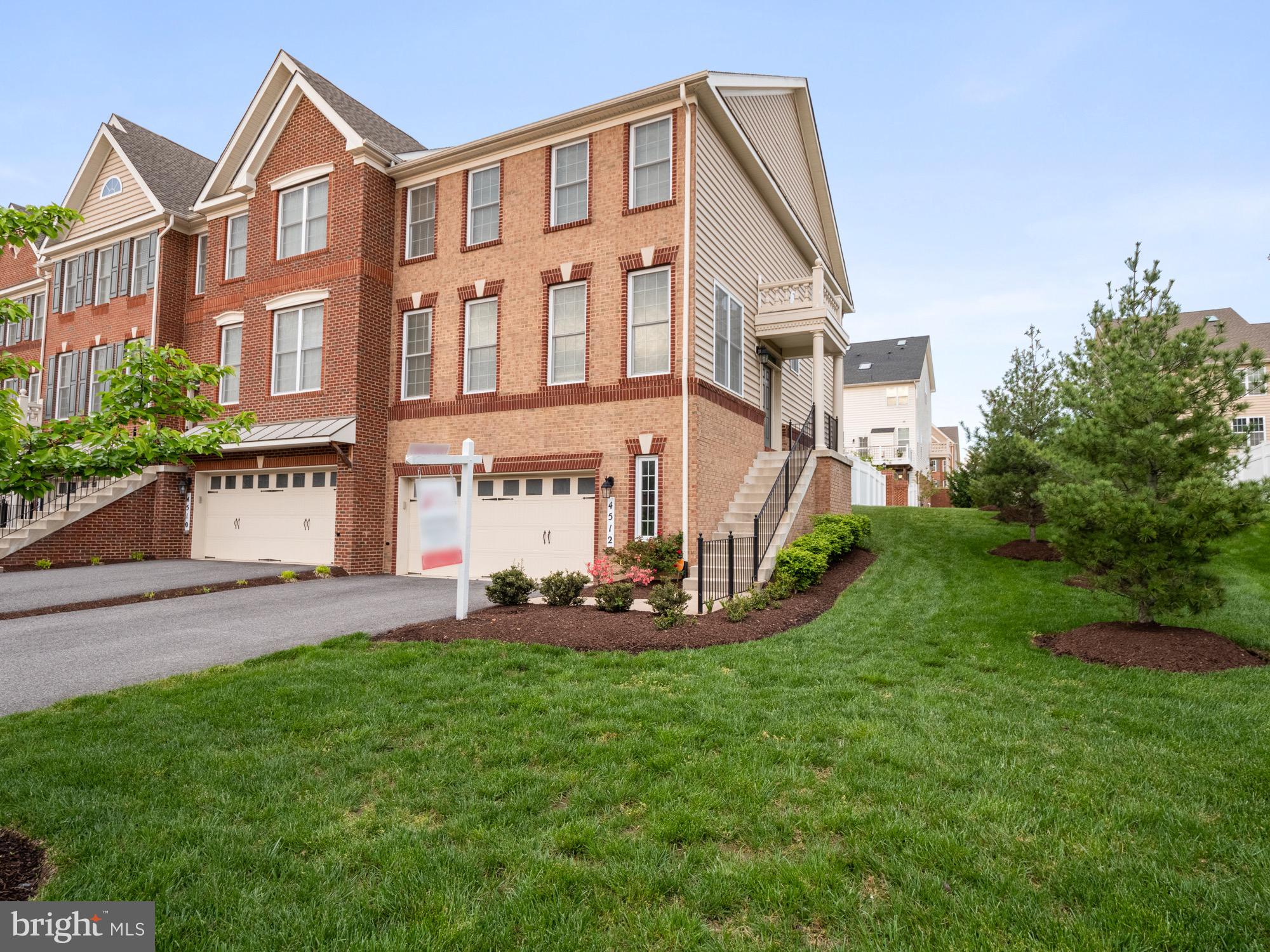 MARLBORO RIDGE - Residential