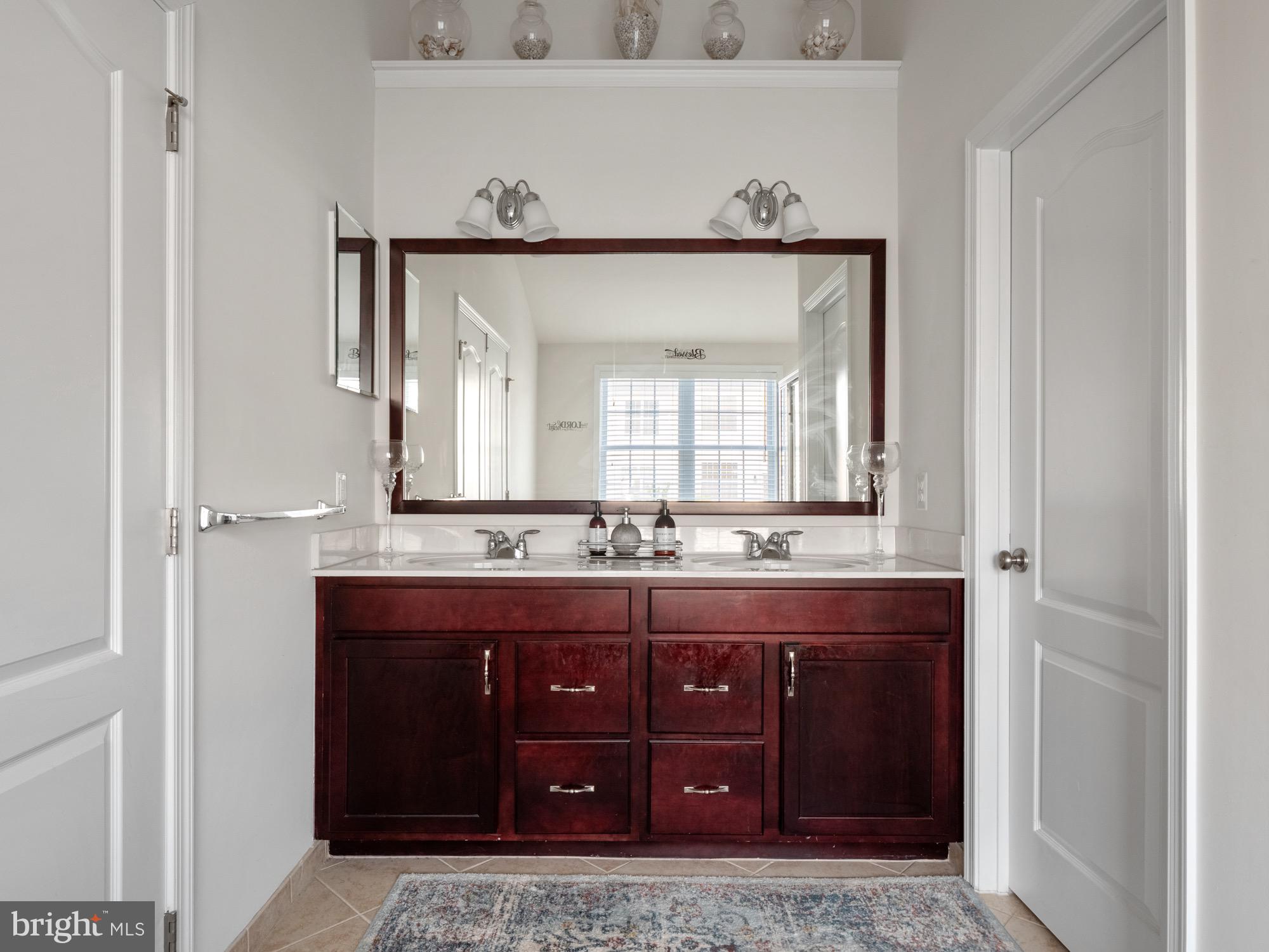 MARLBORO RIDGE - Residential