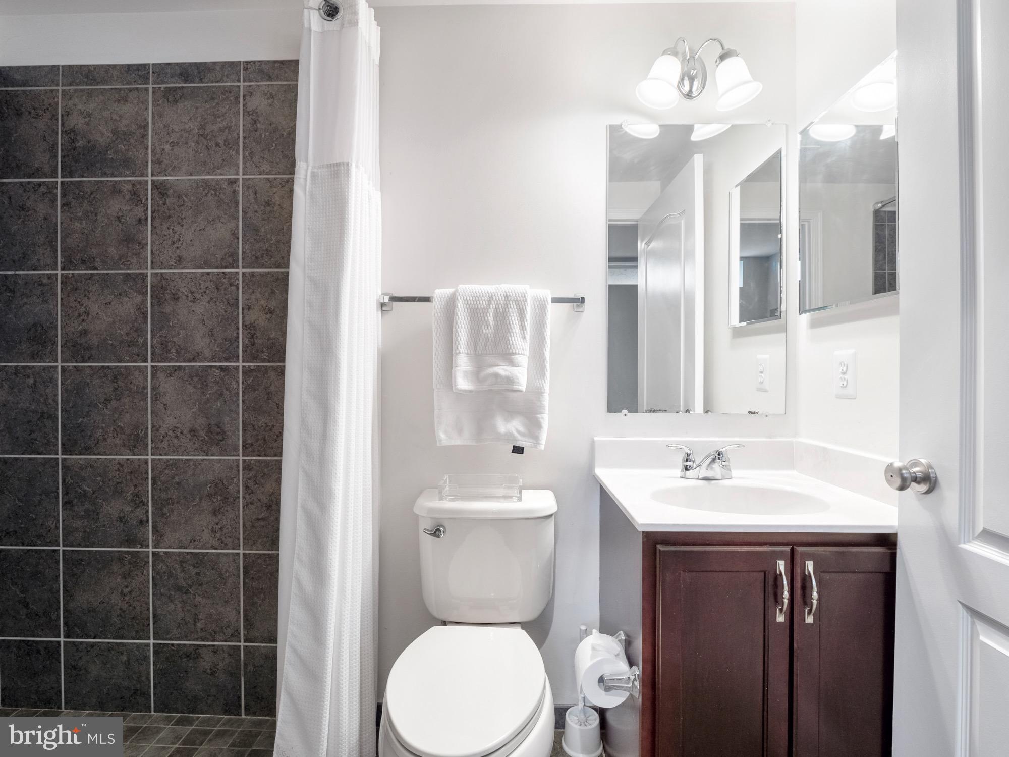 MARLBORO RIDGE - Residential