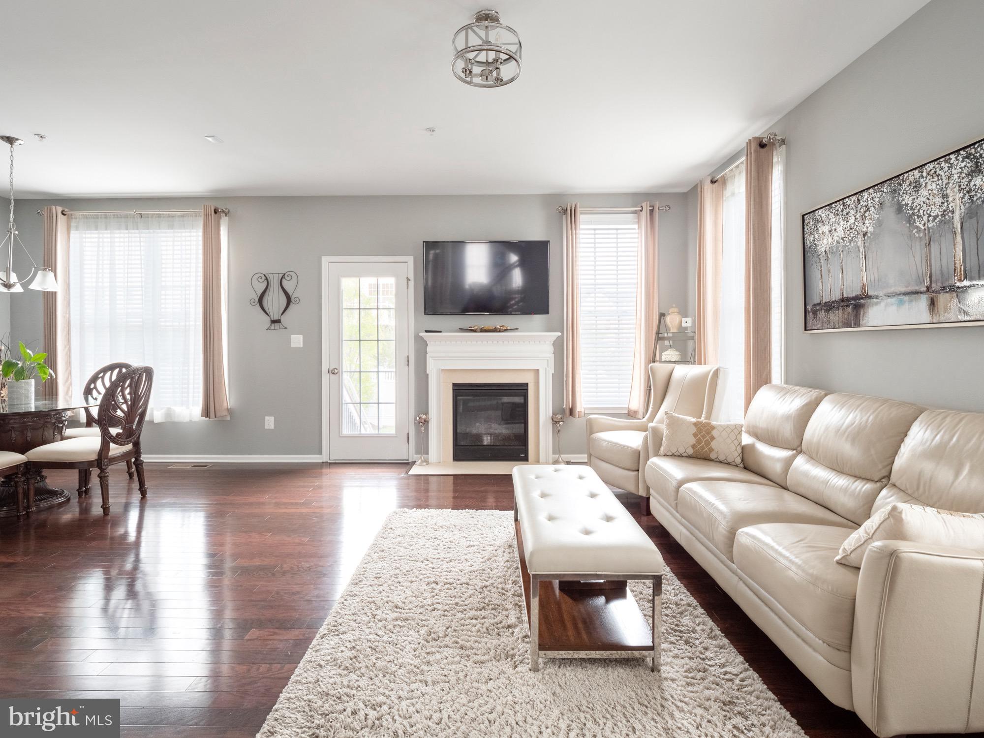 MARLBORO RIDGE - Residential