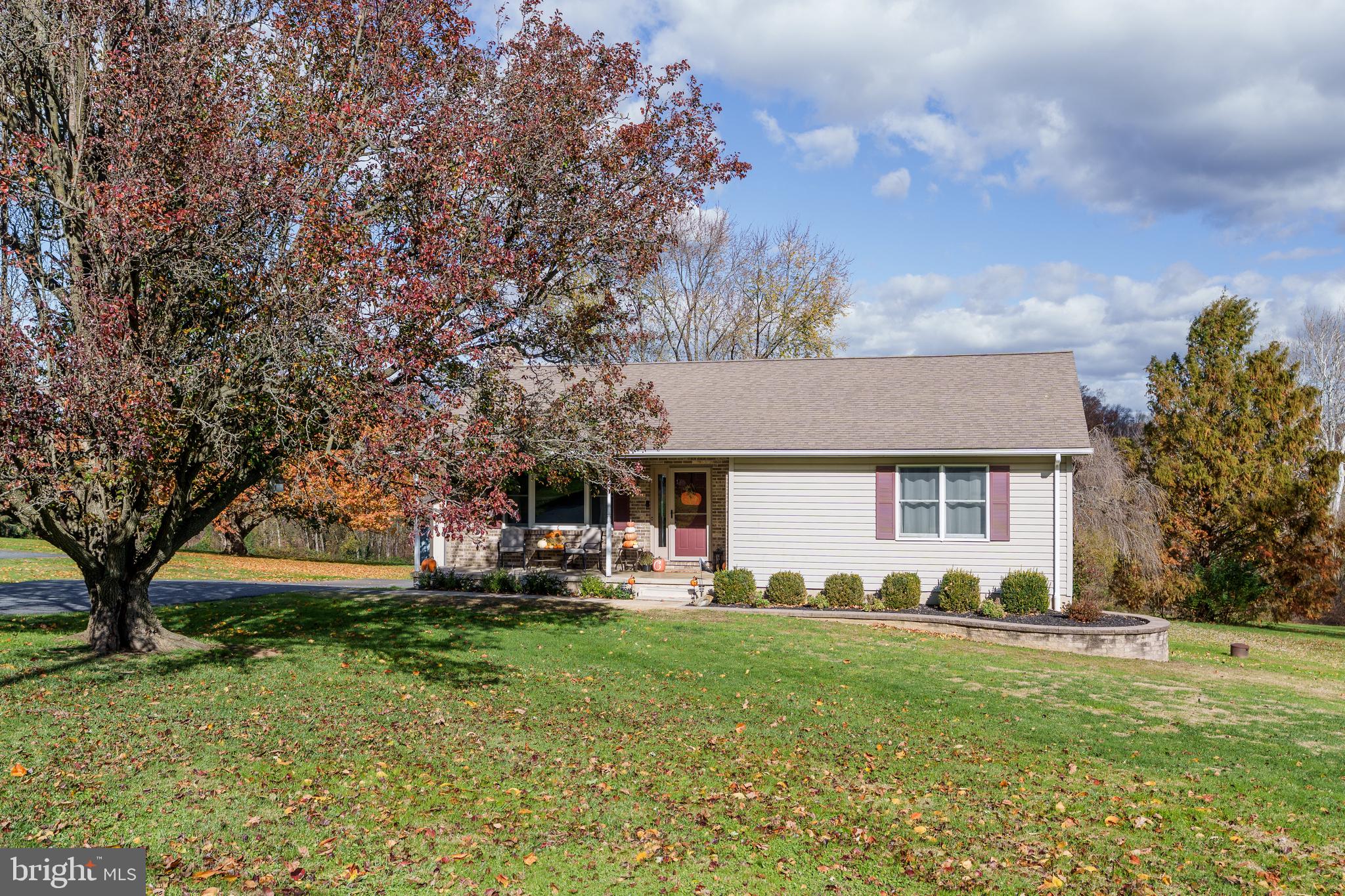 WALNUT TERRACE - Residential