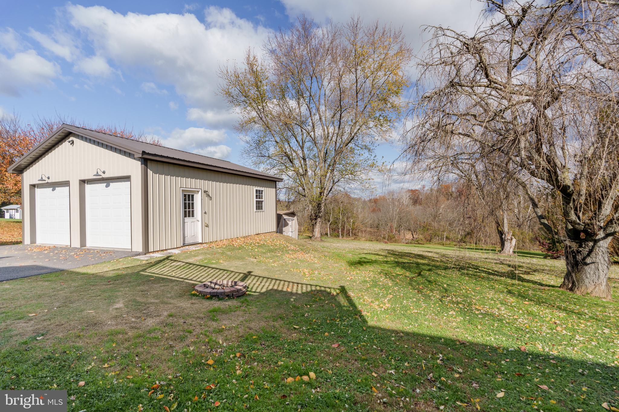 WALNUT TERRACE - Residential